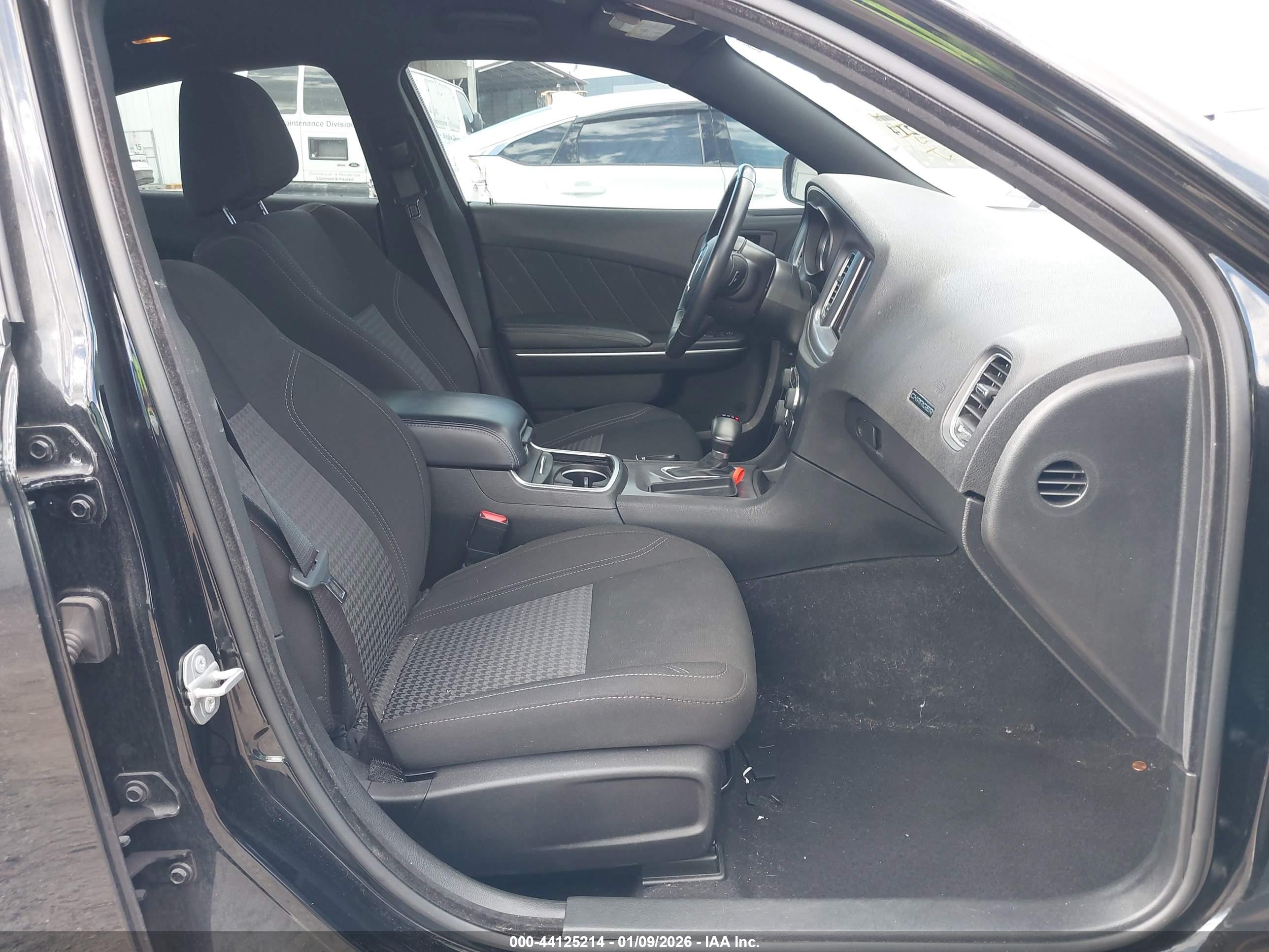 DODGE CHARGER image 5