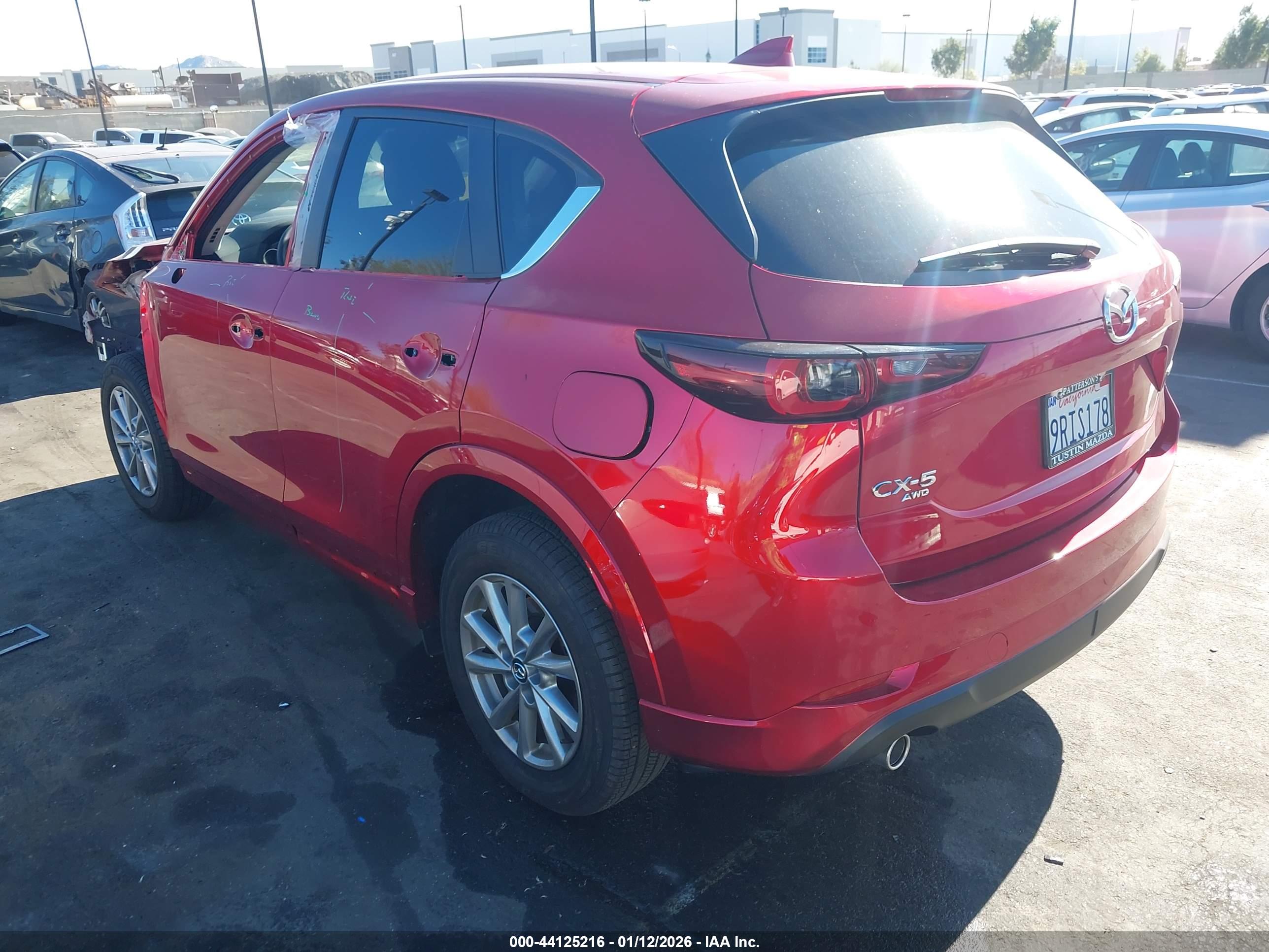 MAZDA CX-5 image 3