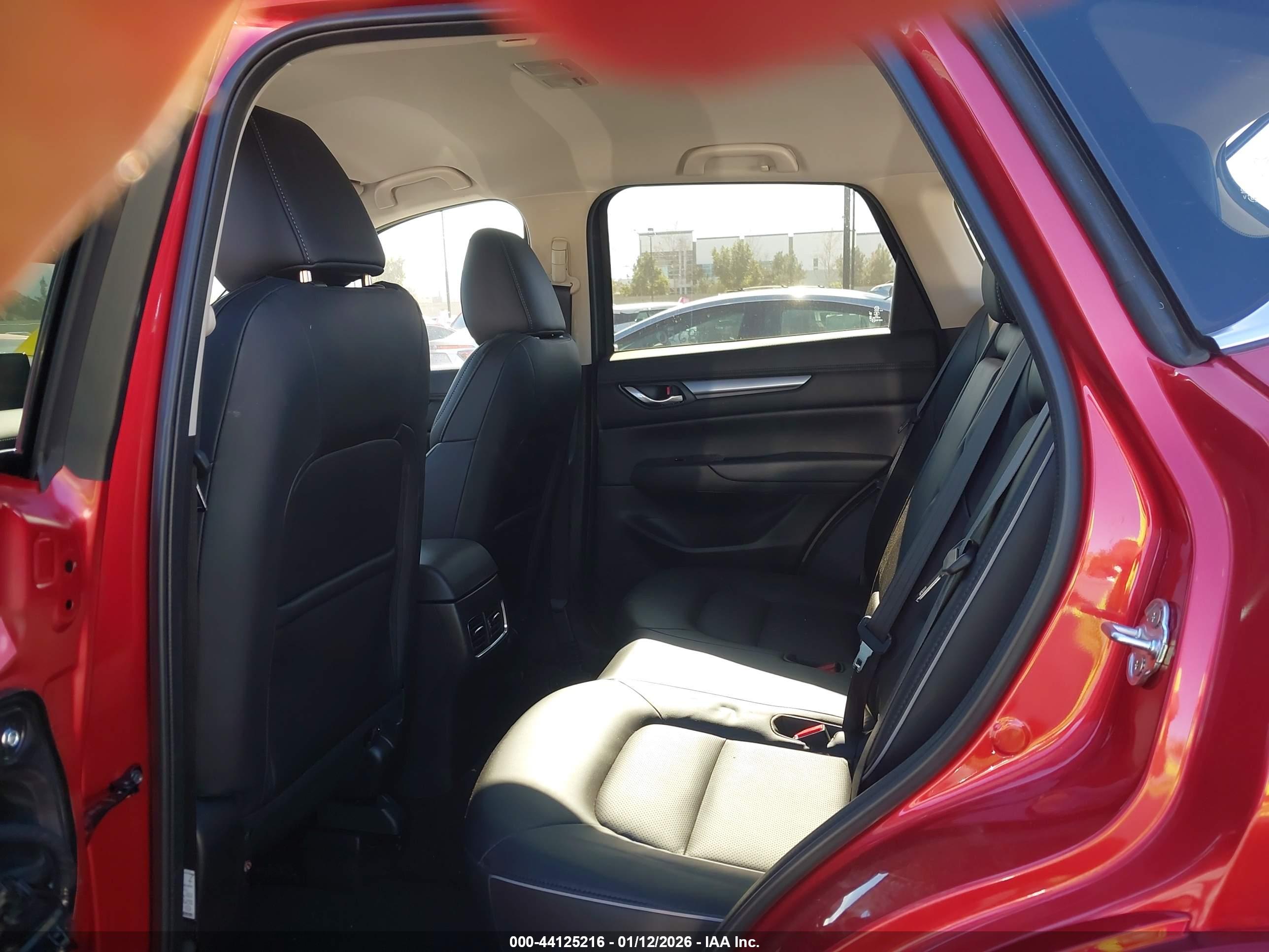 MAZDA CX-5 image 8