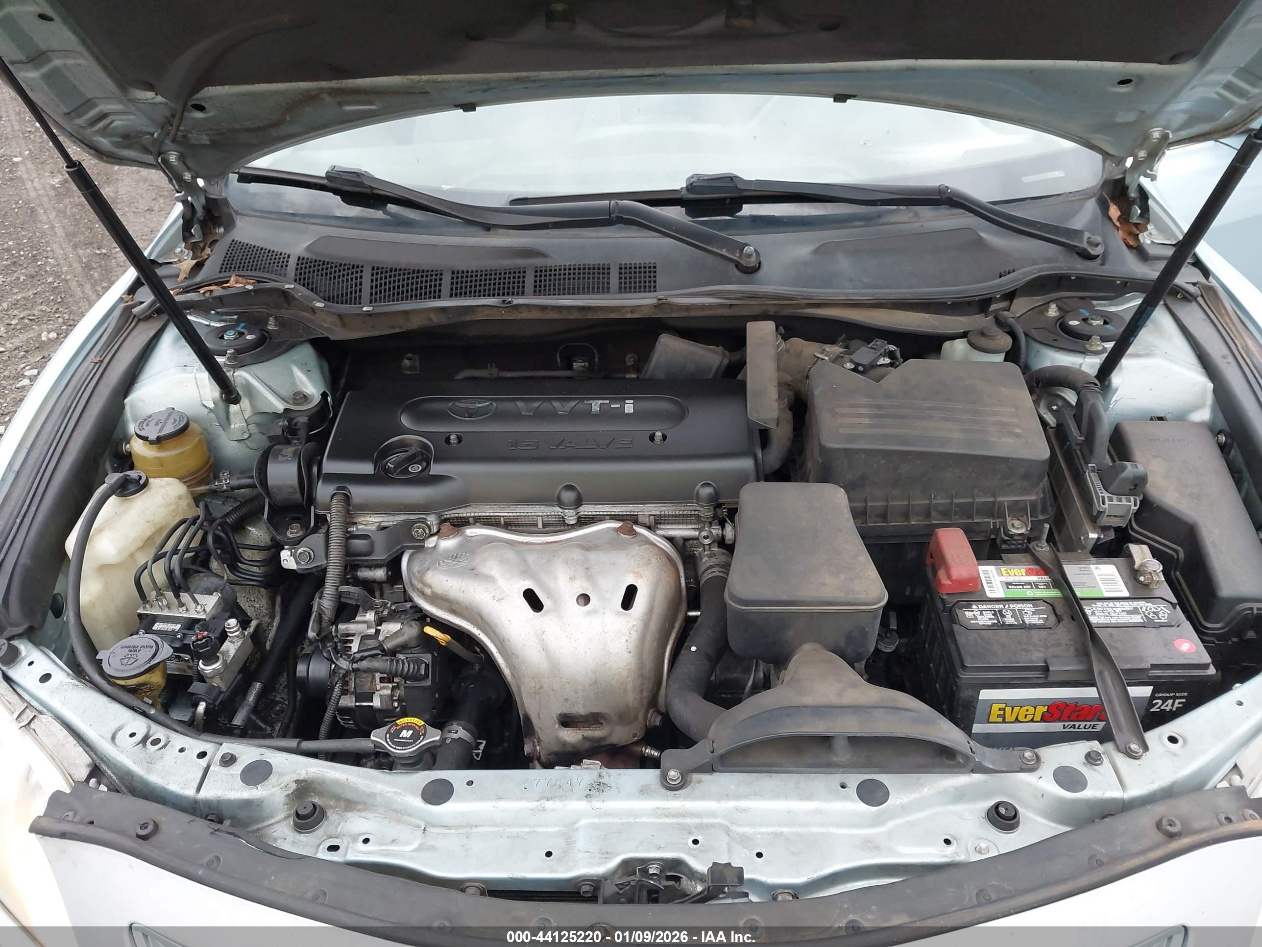 TOYOTA CAMRY image 10