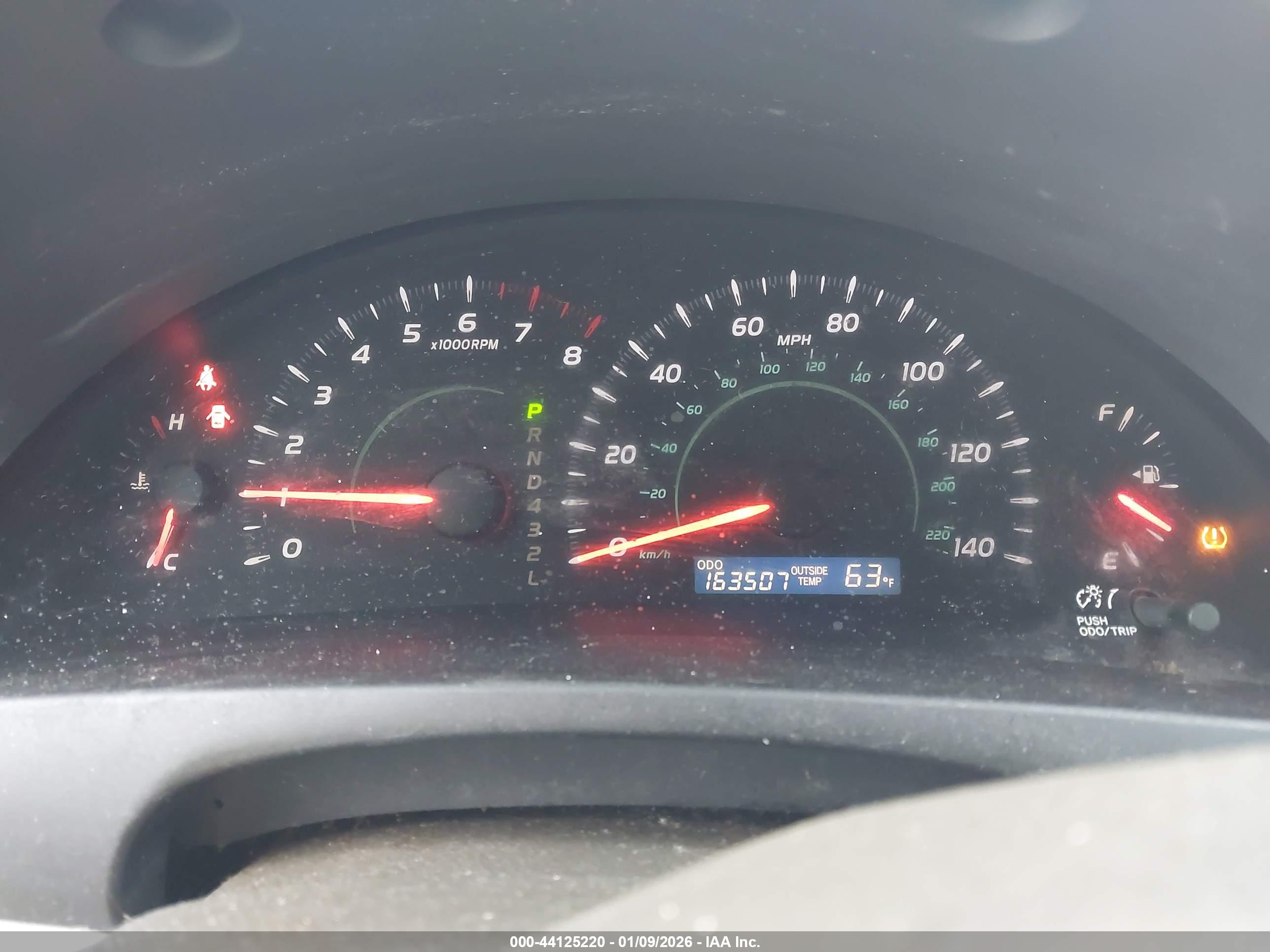 TOYOTA CAMRY image 7