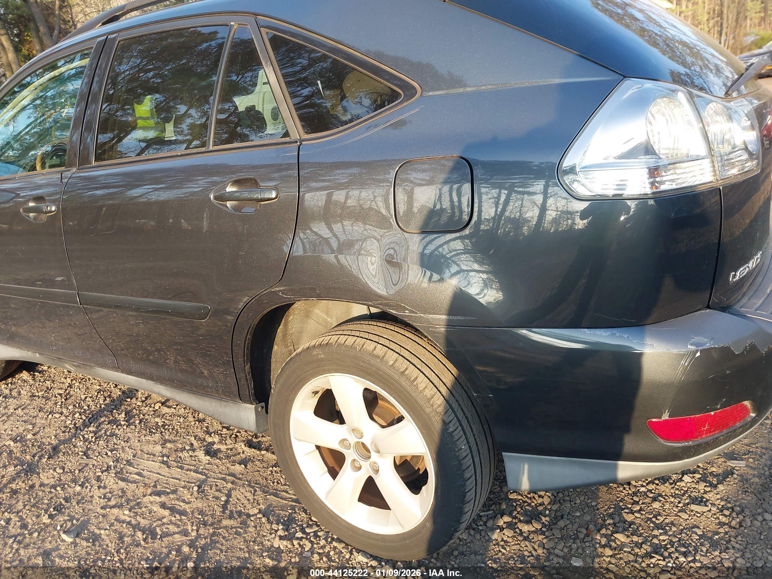 LEXUS RX image 6