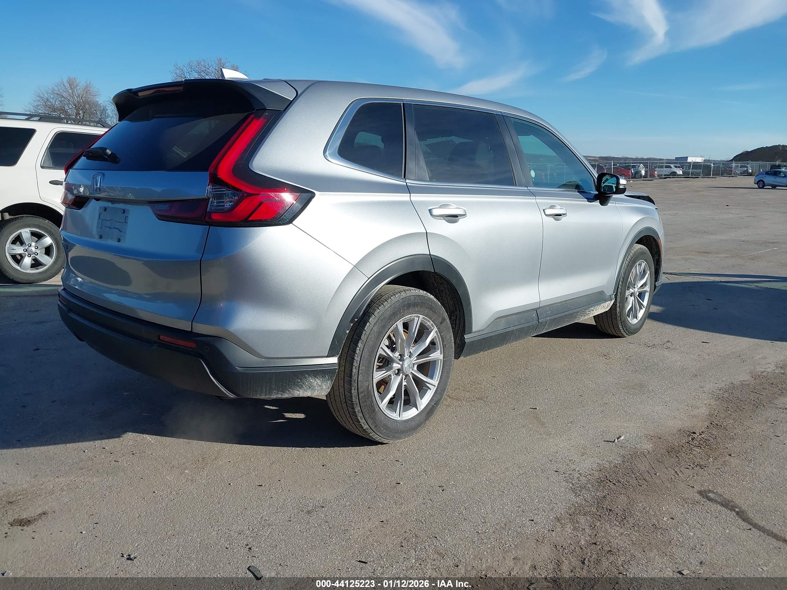 HONDA CR-V image 4