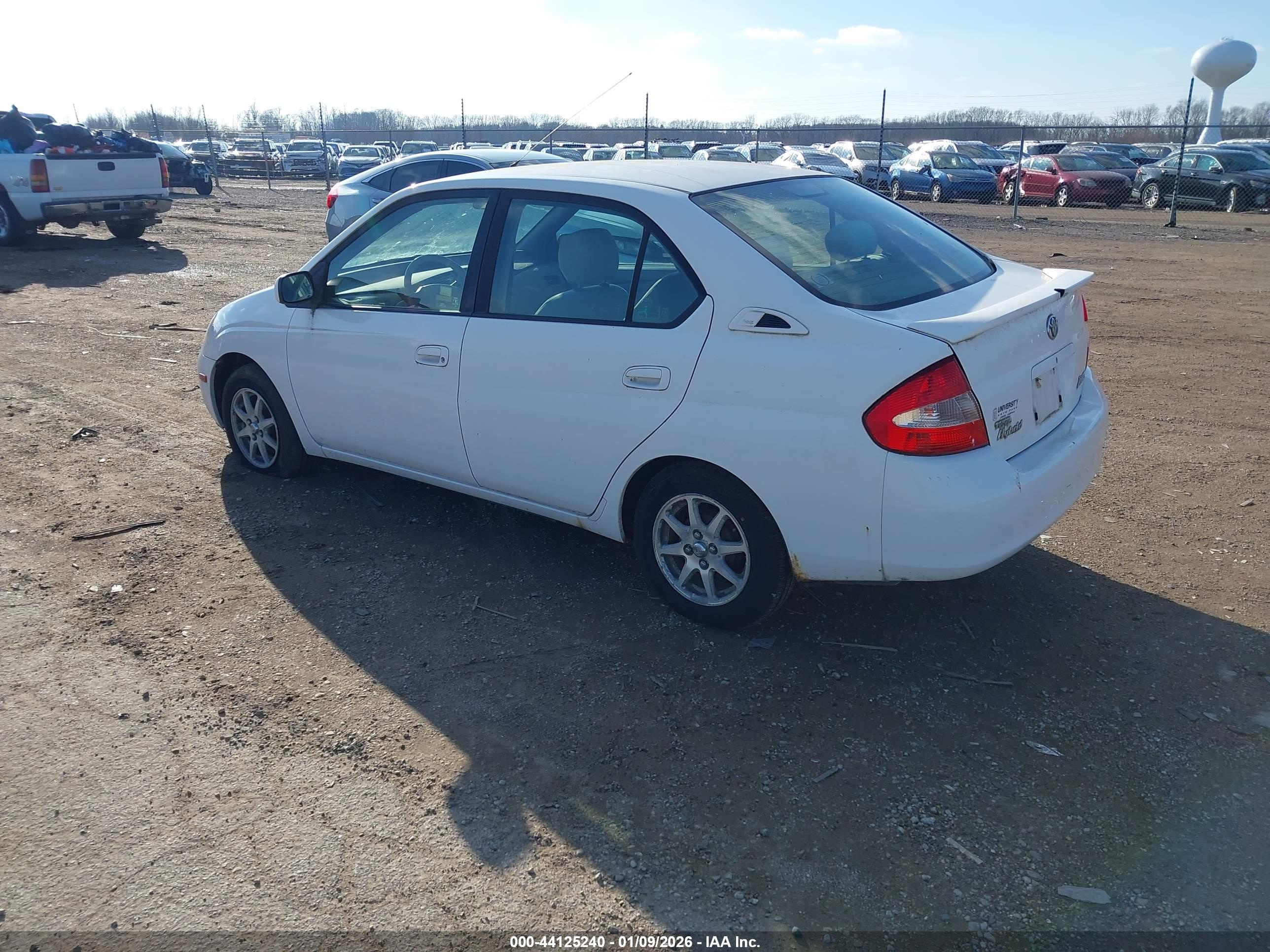 TOYOTA PRIUS image 3