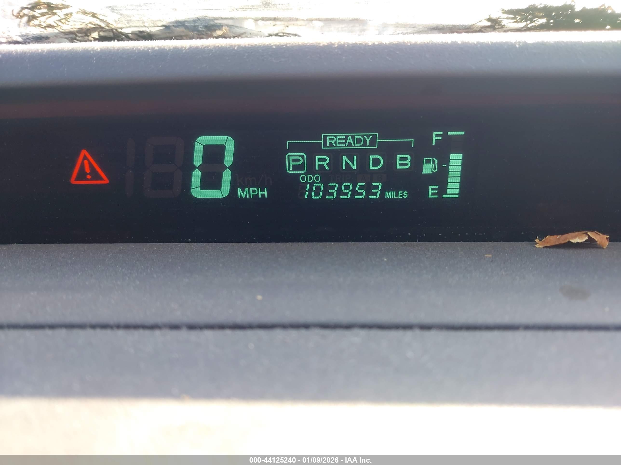 TOYOTA PRIUS image 7