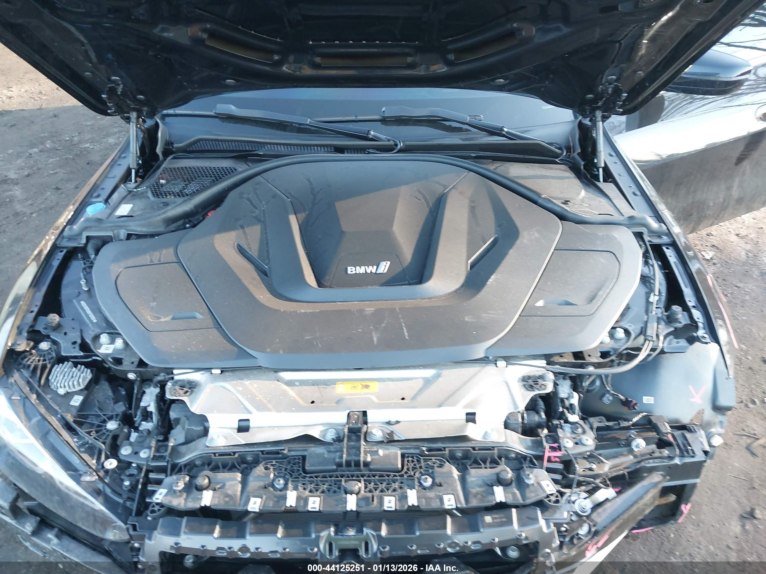 BMW I4 image 10