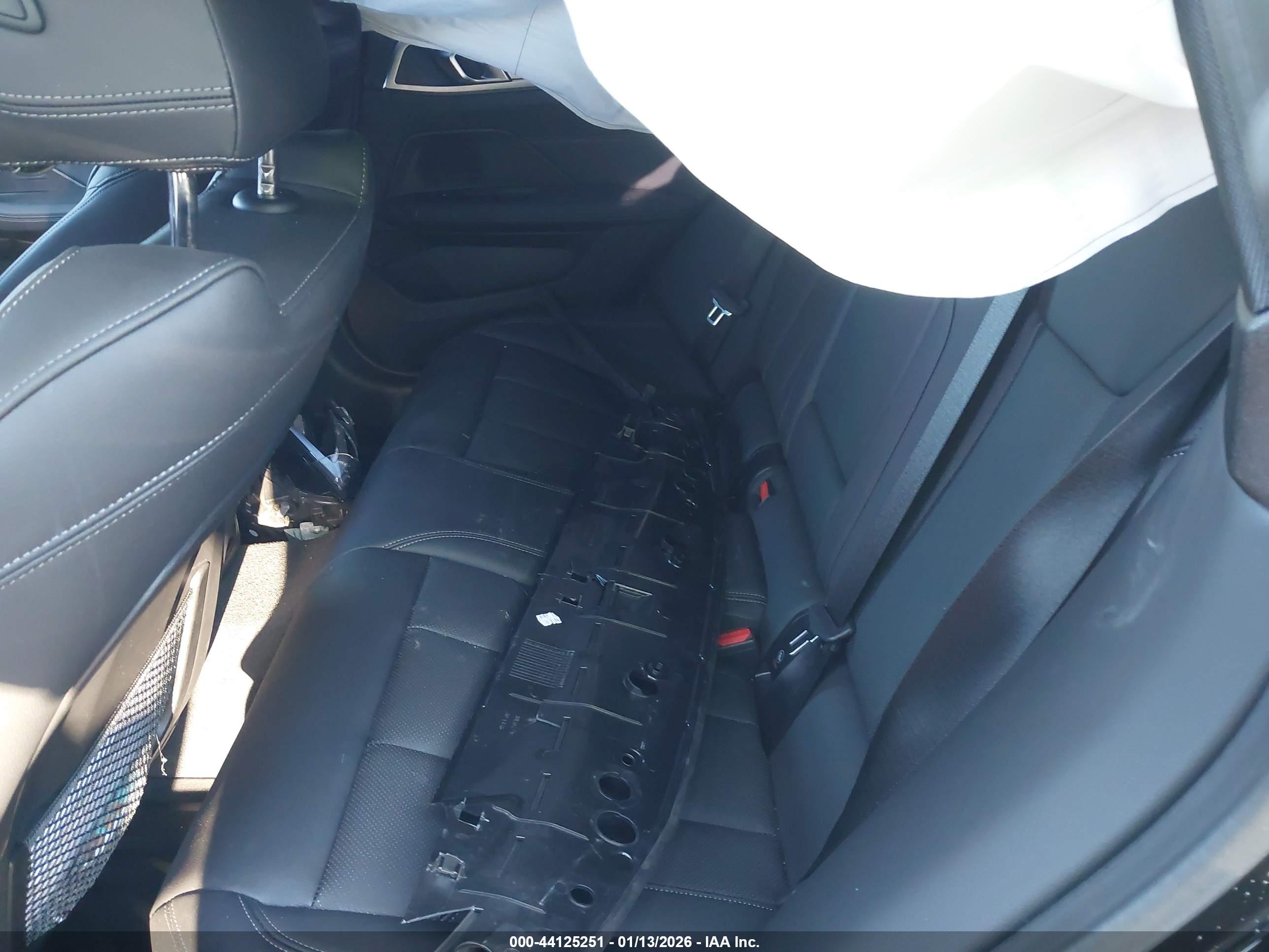 BMW I4 image 8