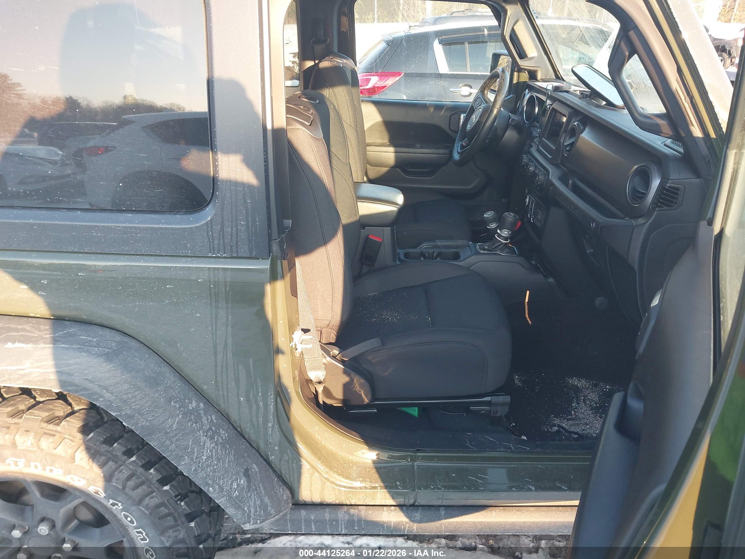 JEEP WRANGLER image 5