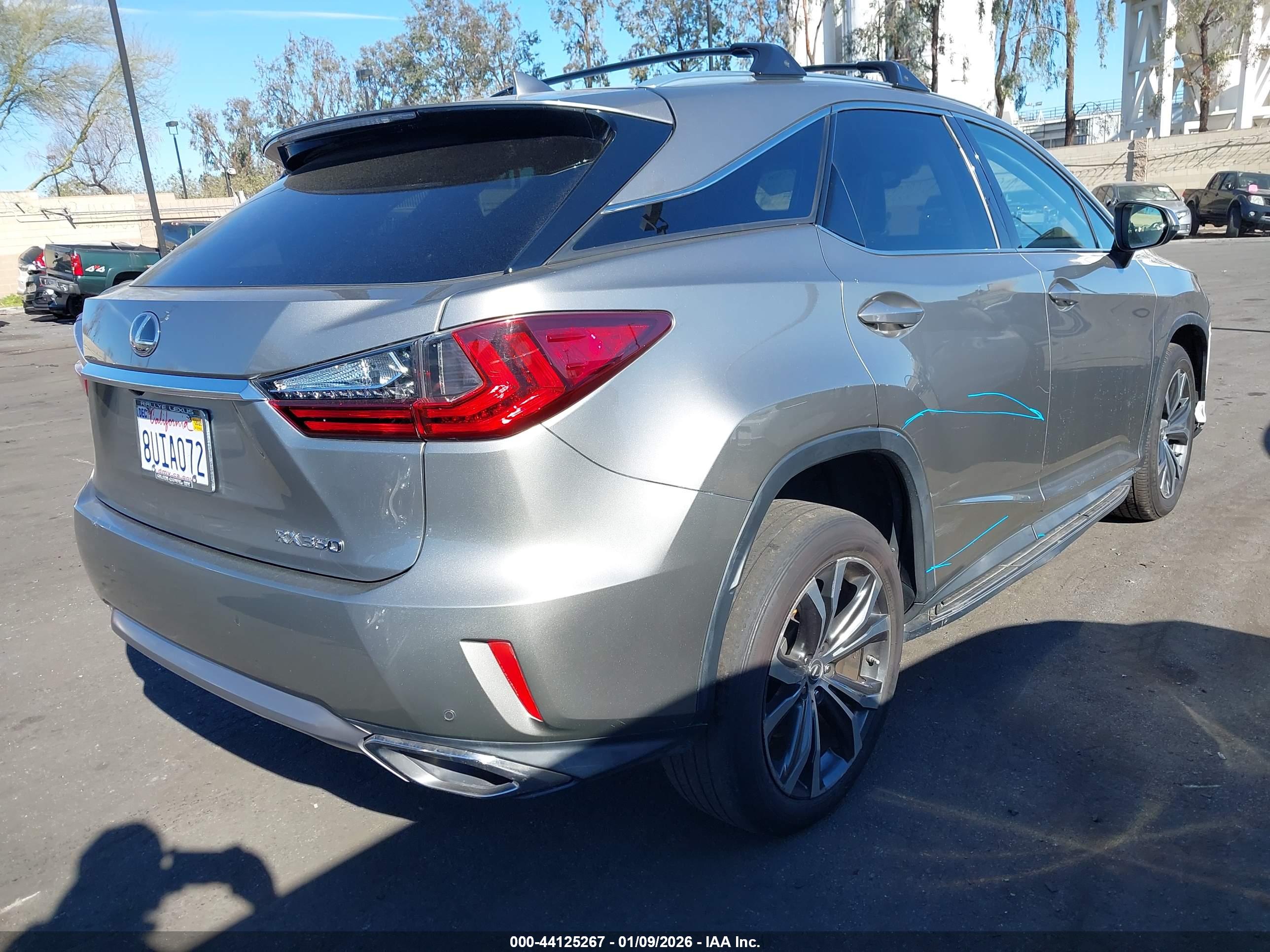 LEXUS RX image 4