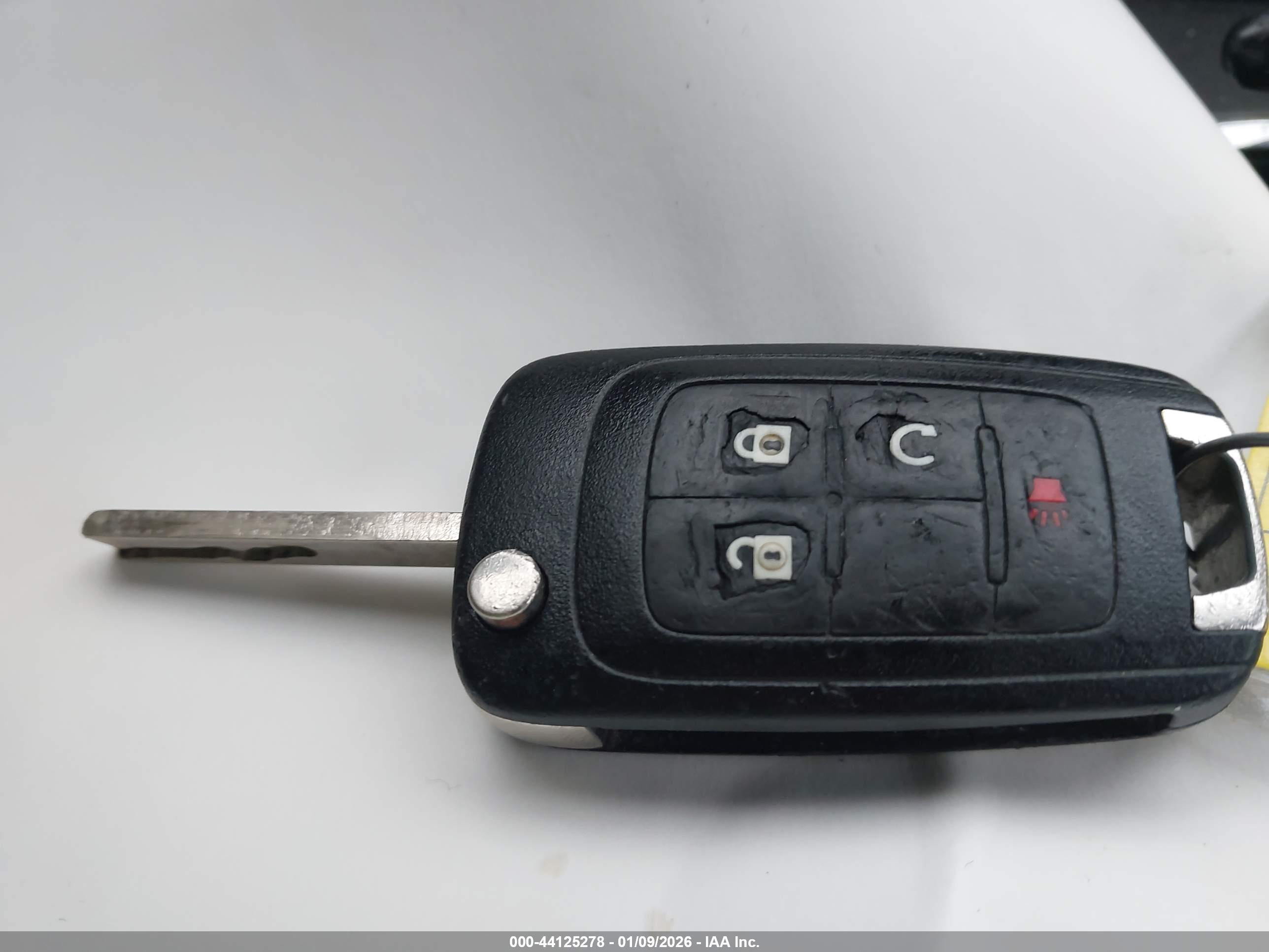 CHEVROLET EQUINOX image 11