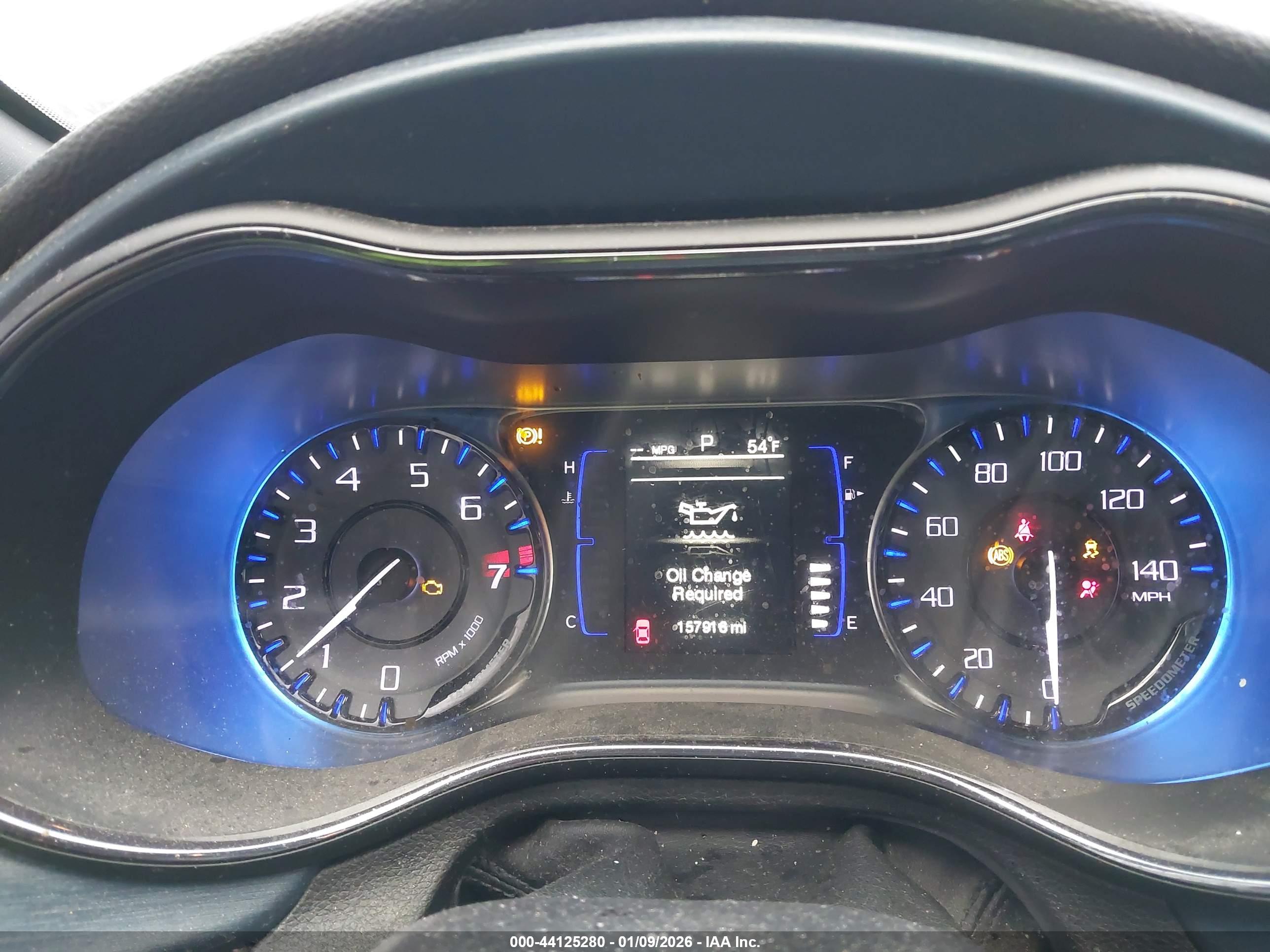 CHRYSLER 200 image 7