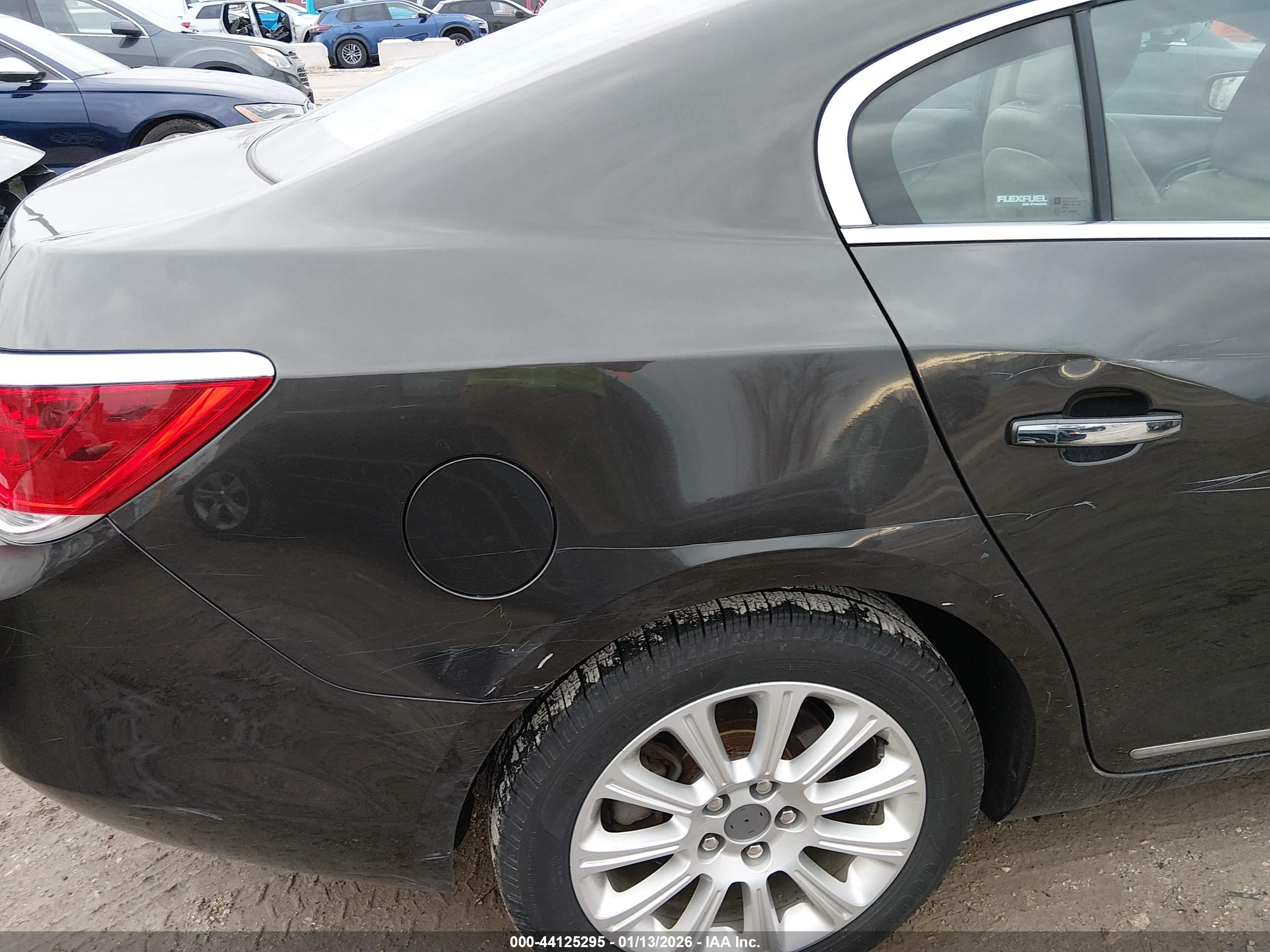 BUICK LACROSSE image 6