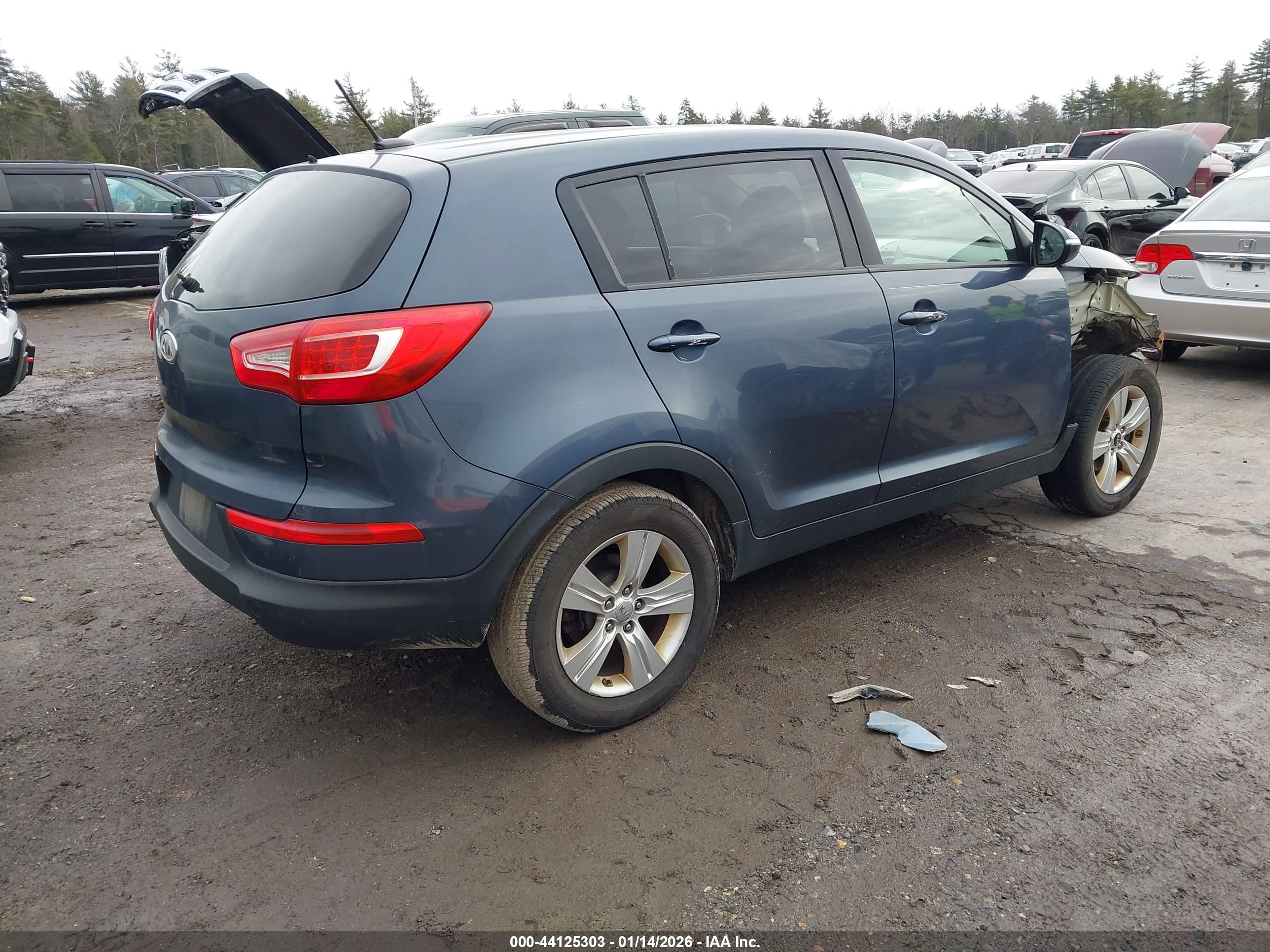 KIA SPORTAGE image 4