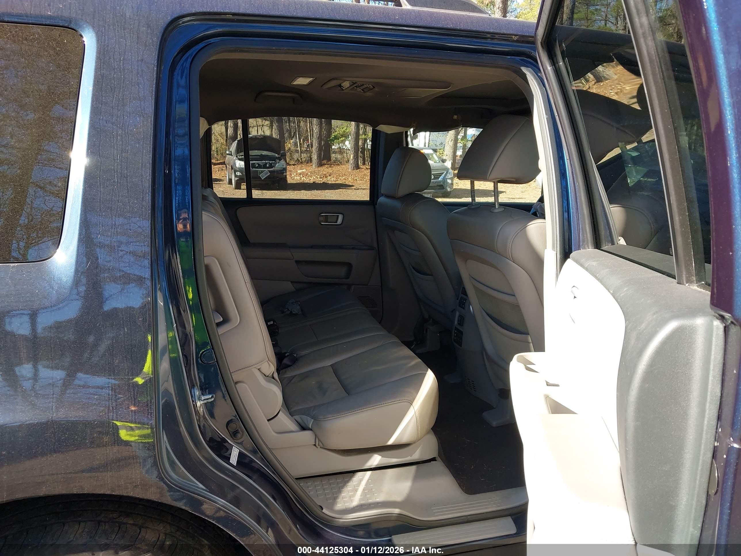 HONDA PILOT image 8