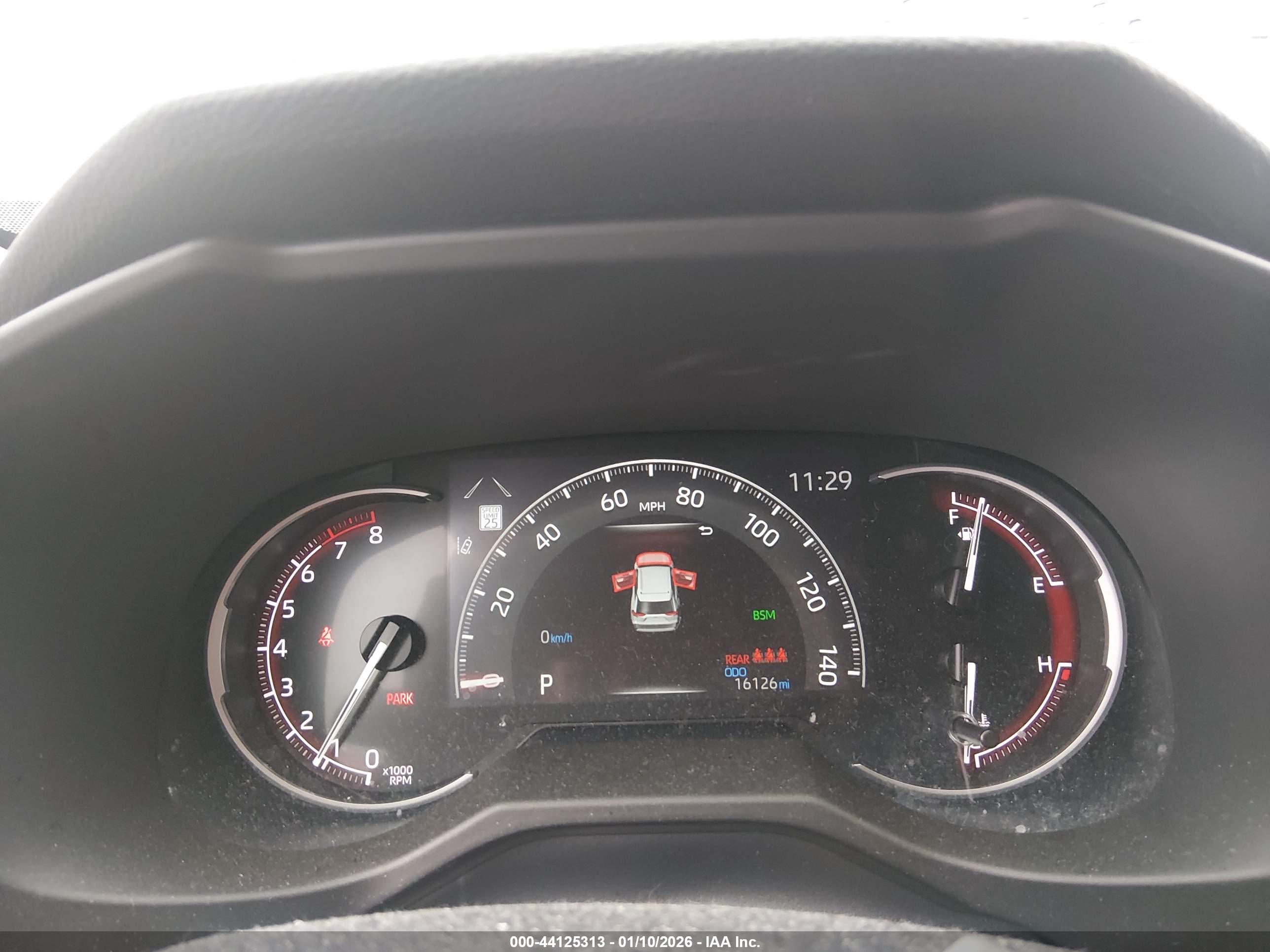 TOYOTA RAV4 image 7