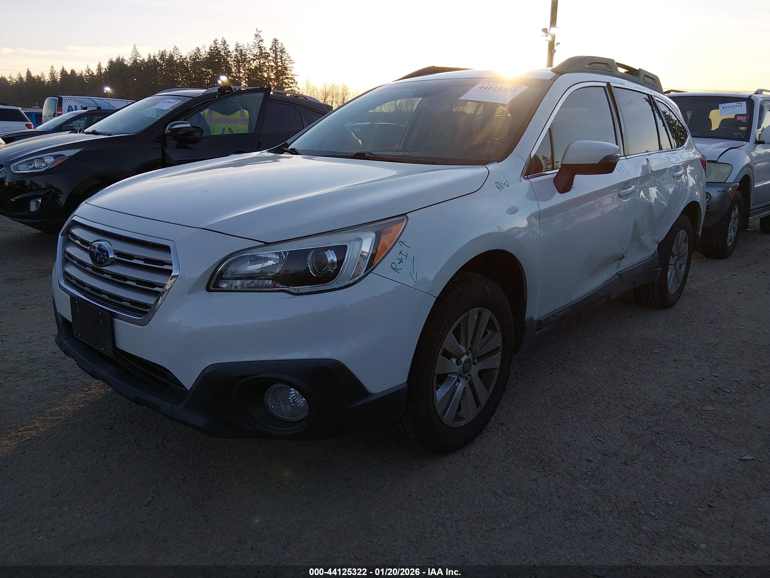 SUBARU OUTBACK image 2