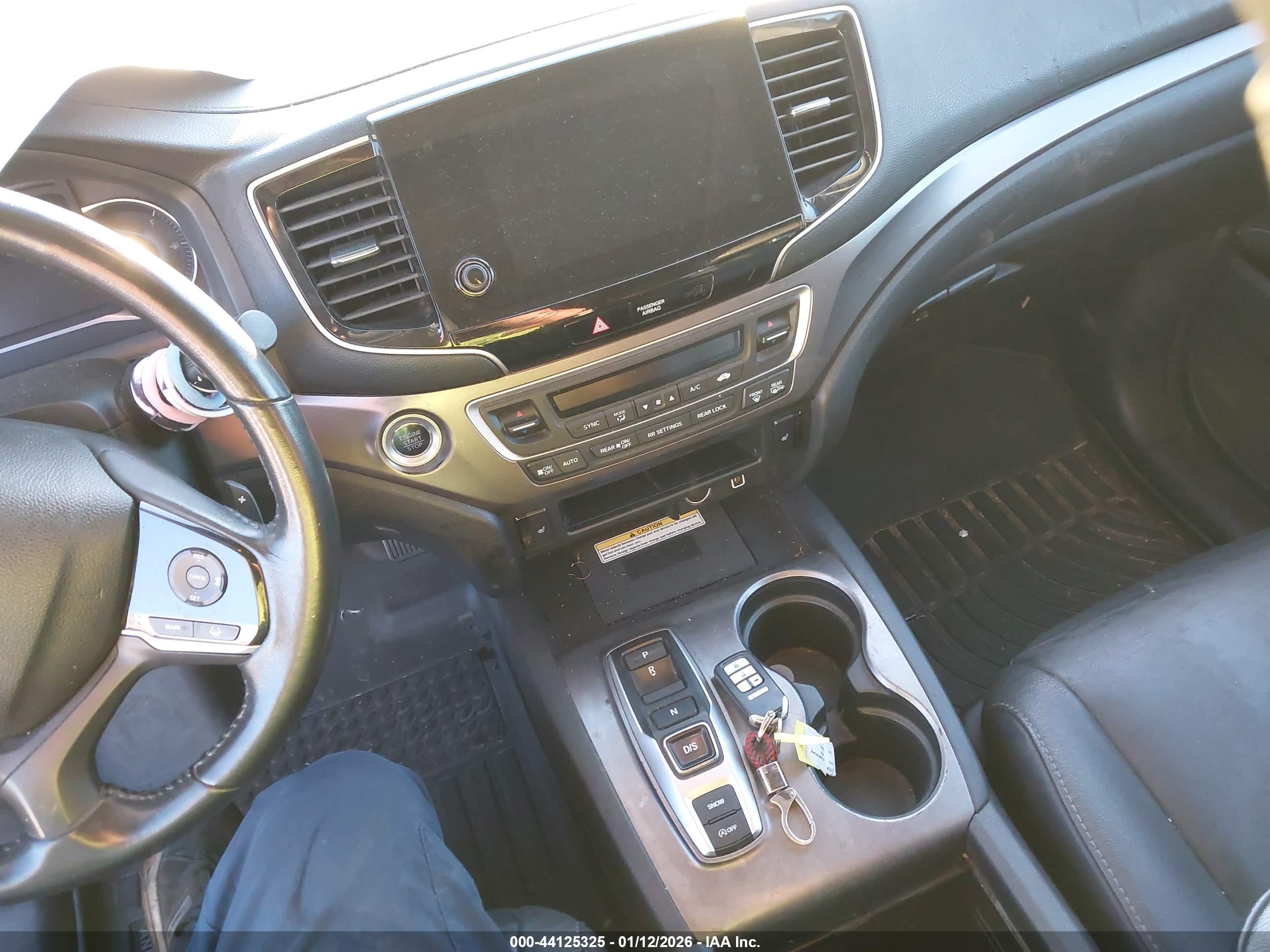 HONDA PILOT image 11