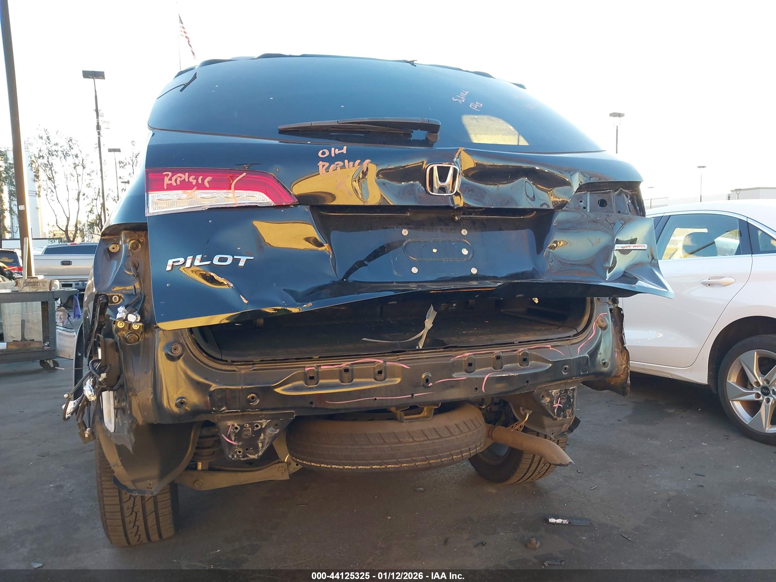 HONDA PILOT image 6