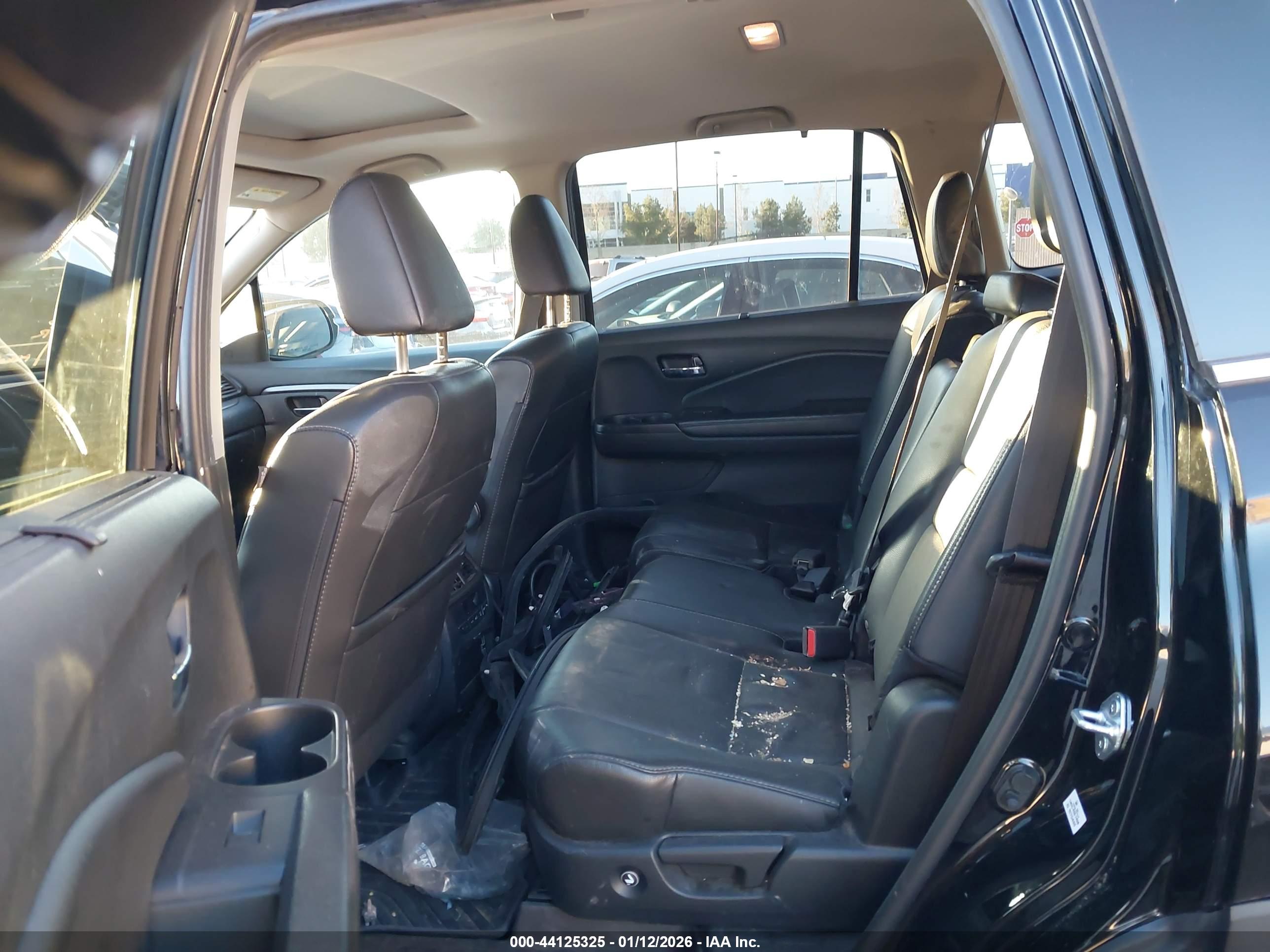 HONDA PILOT image 8