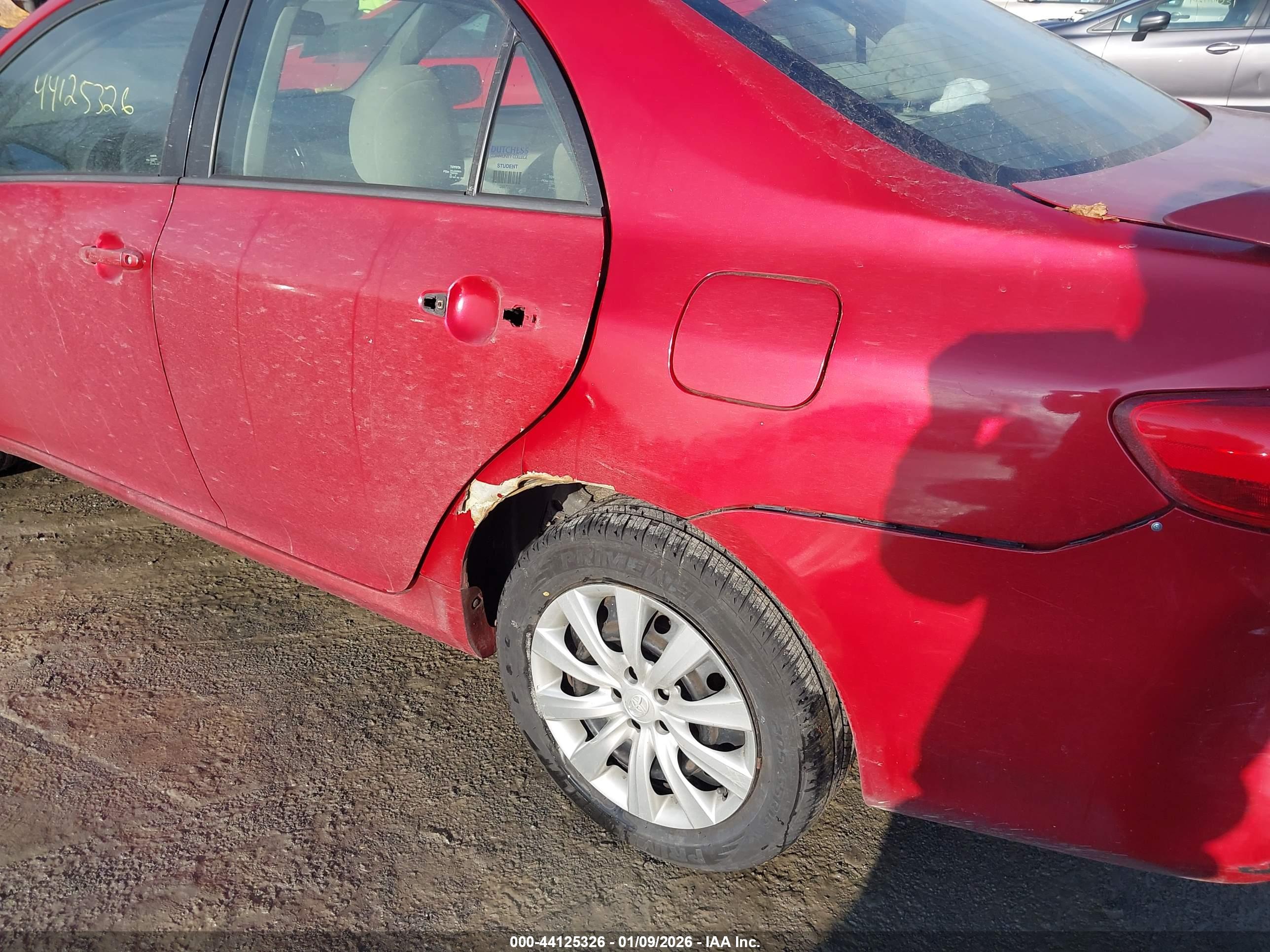 TOYOTA COROLLA image 6