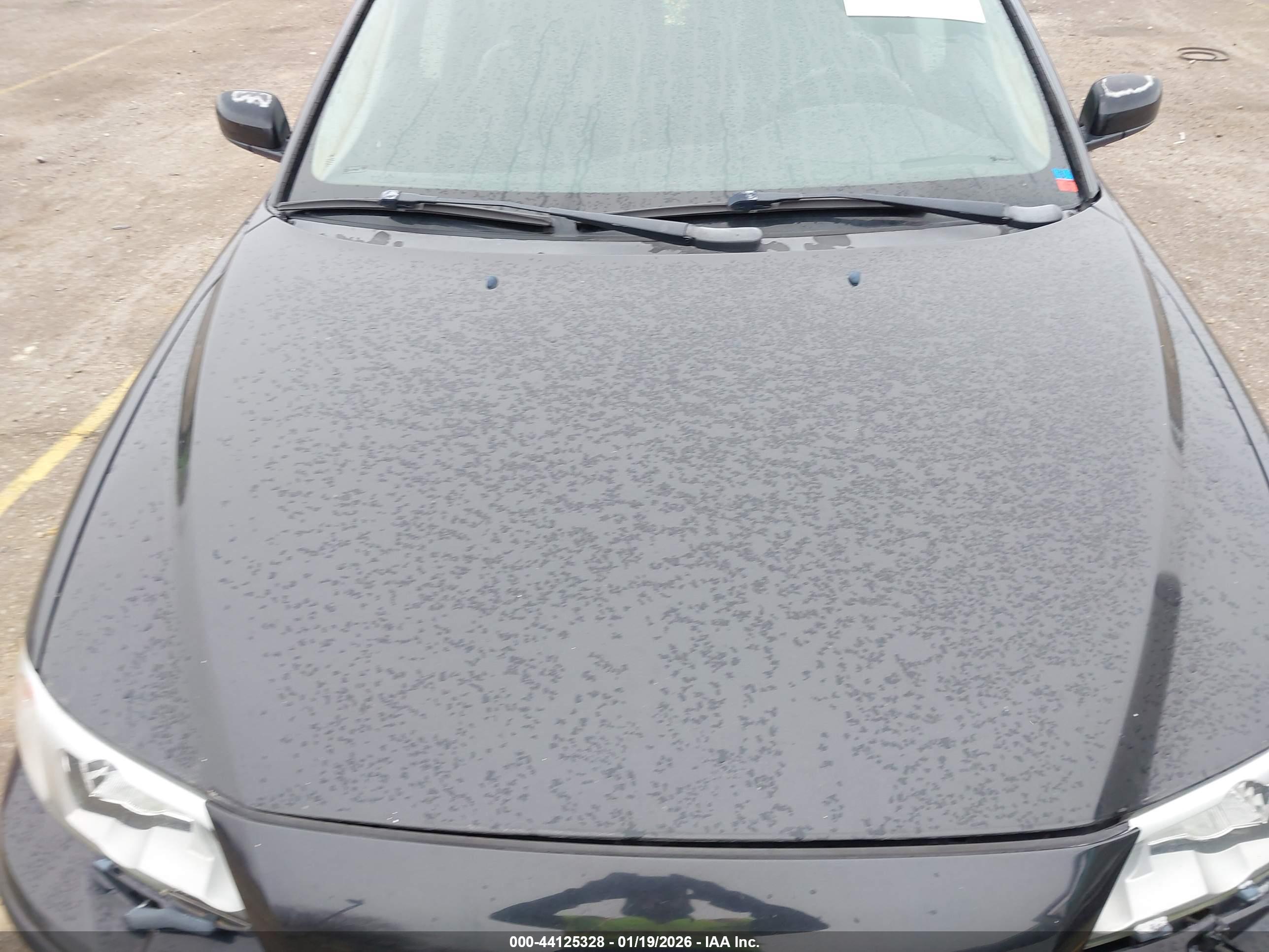VOLVO S60 image 10