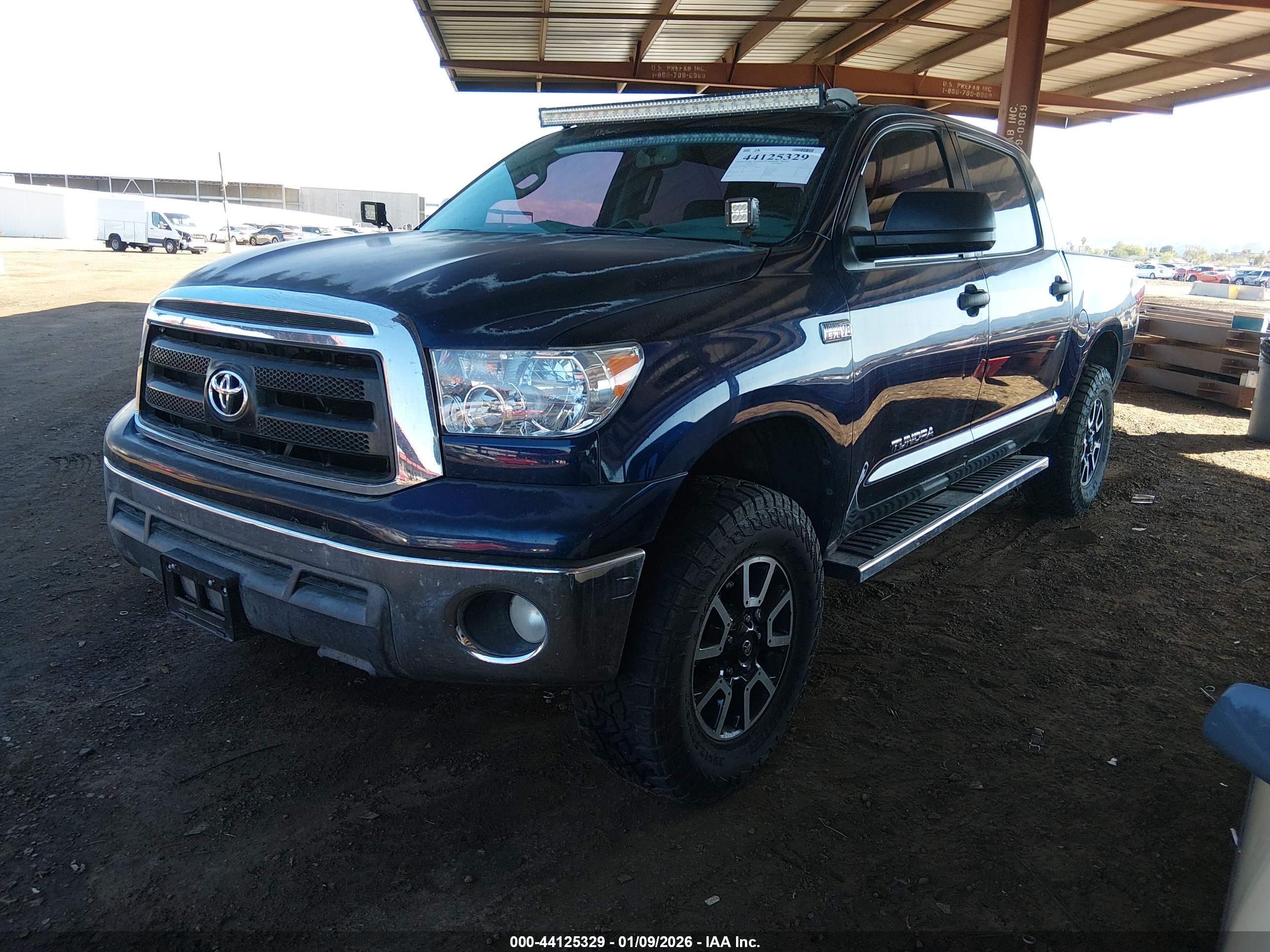 TOYOTA TUNDRA image 2