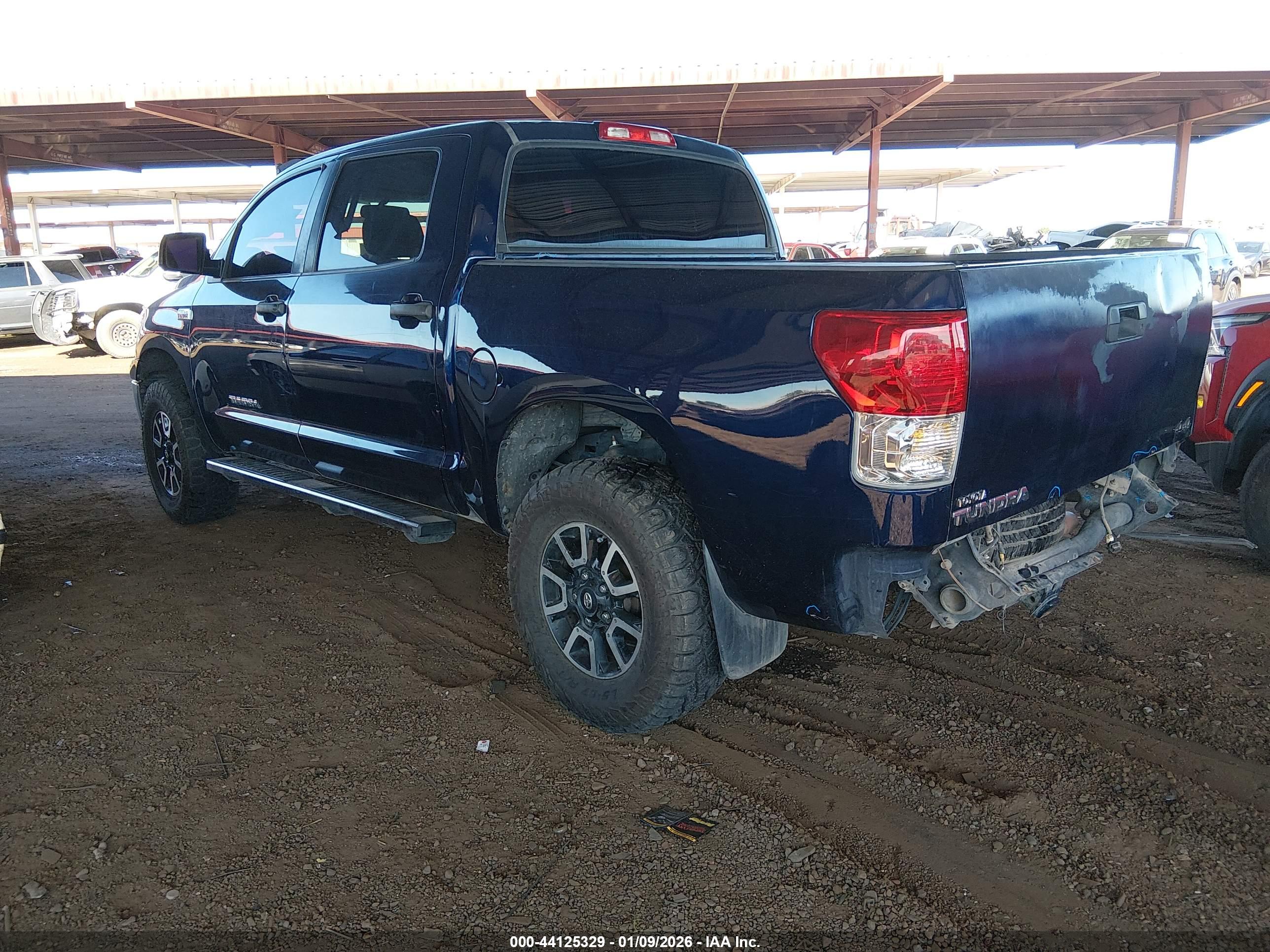 TOYOTA TUNDRA image 3