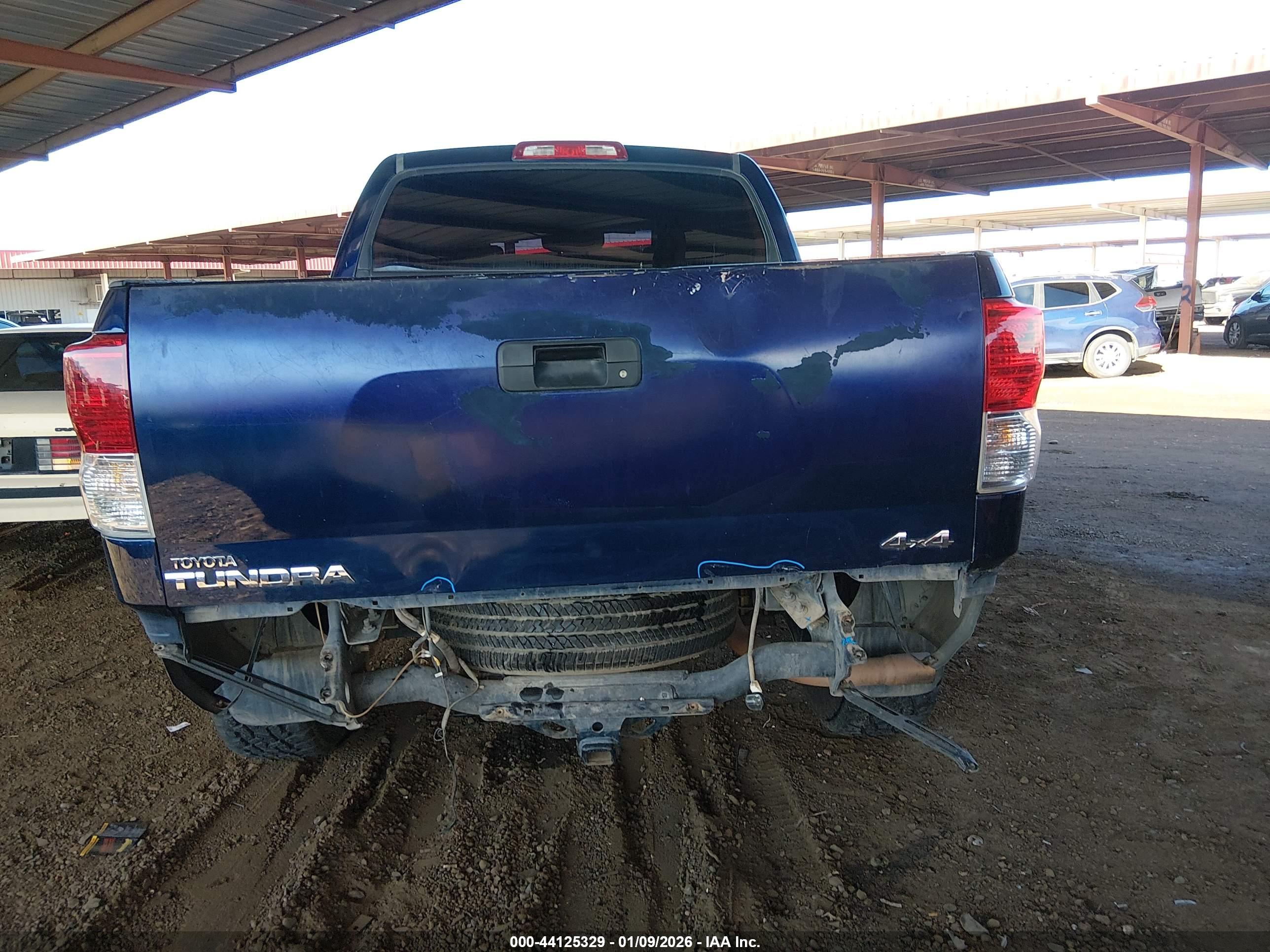 TOYOTA TUNDRA image 6