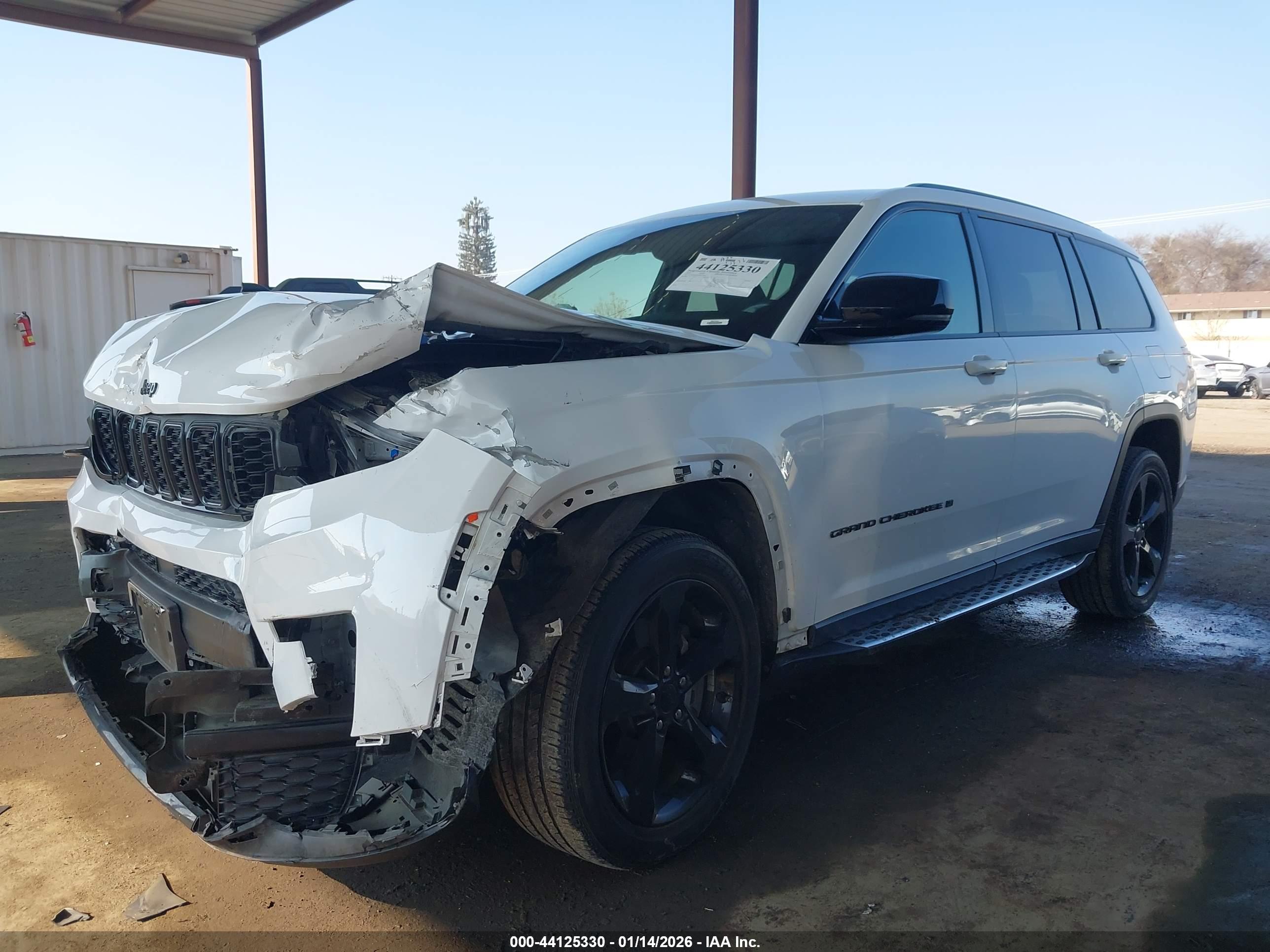 JEEP GRAND image 2