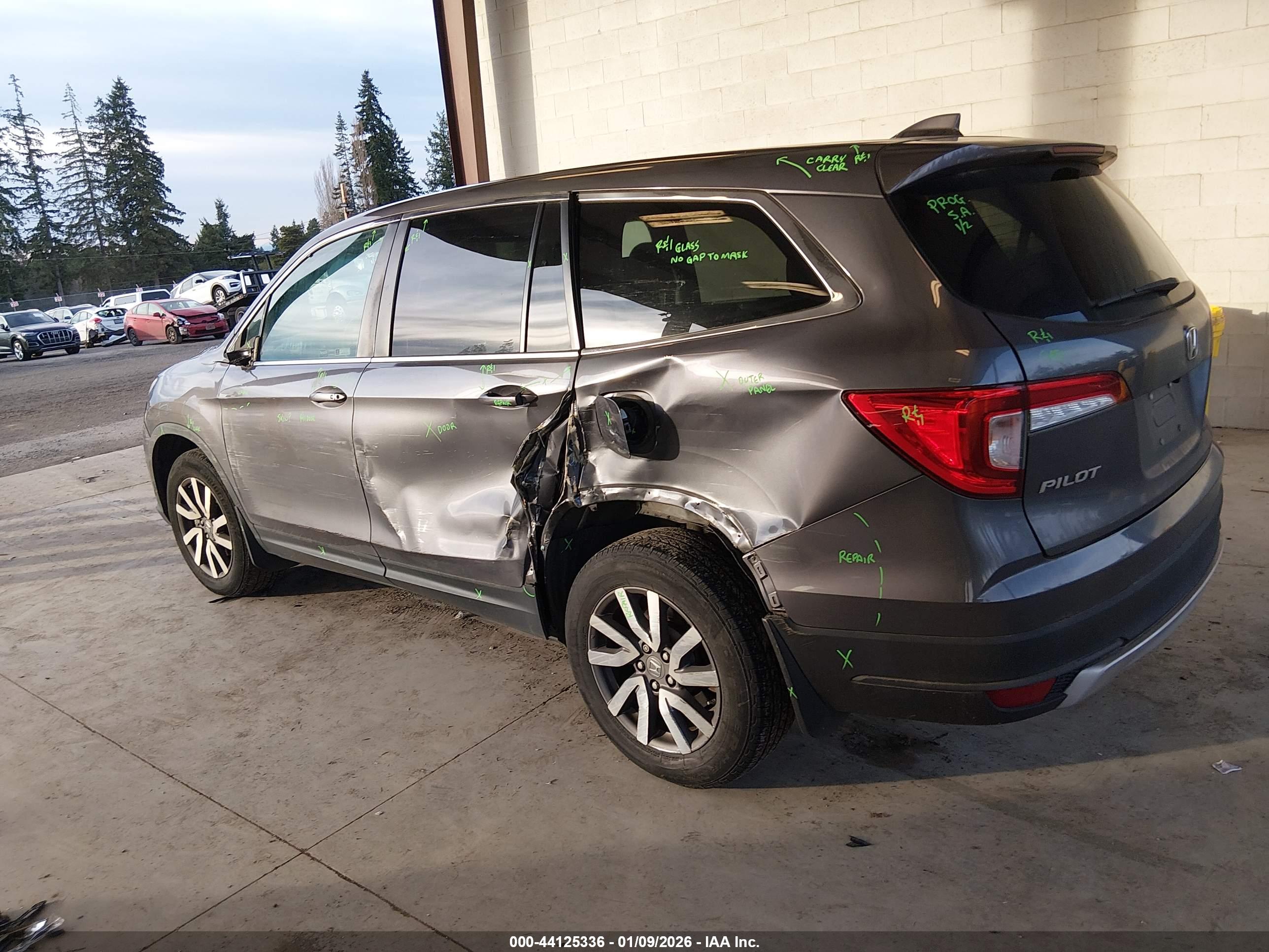 HONDA PILOT image 3