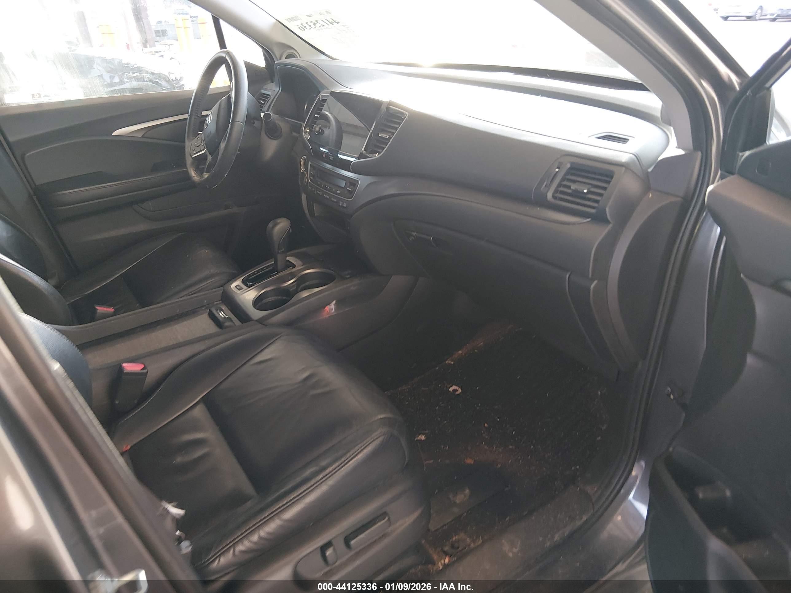 HONDA PILOT image 5