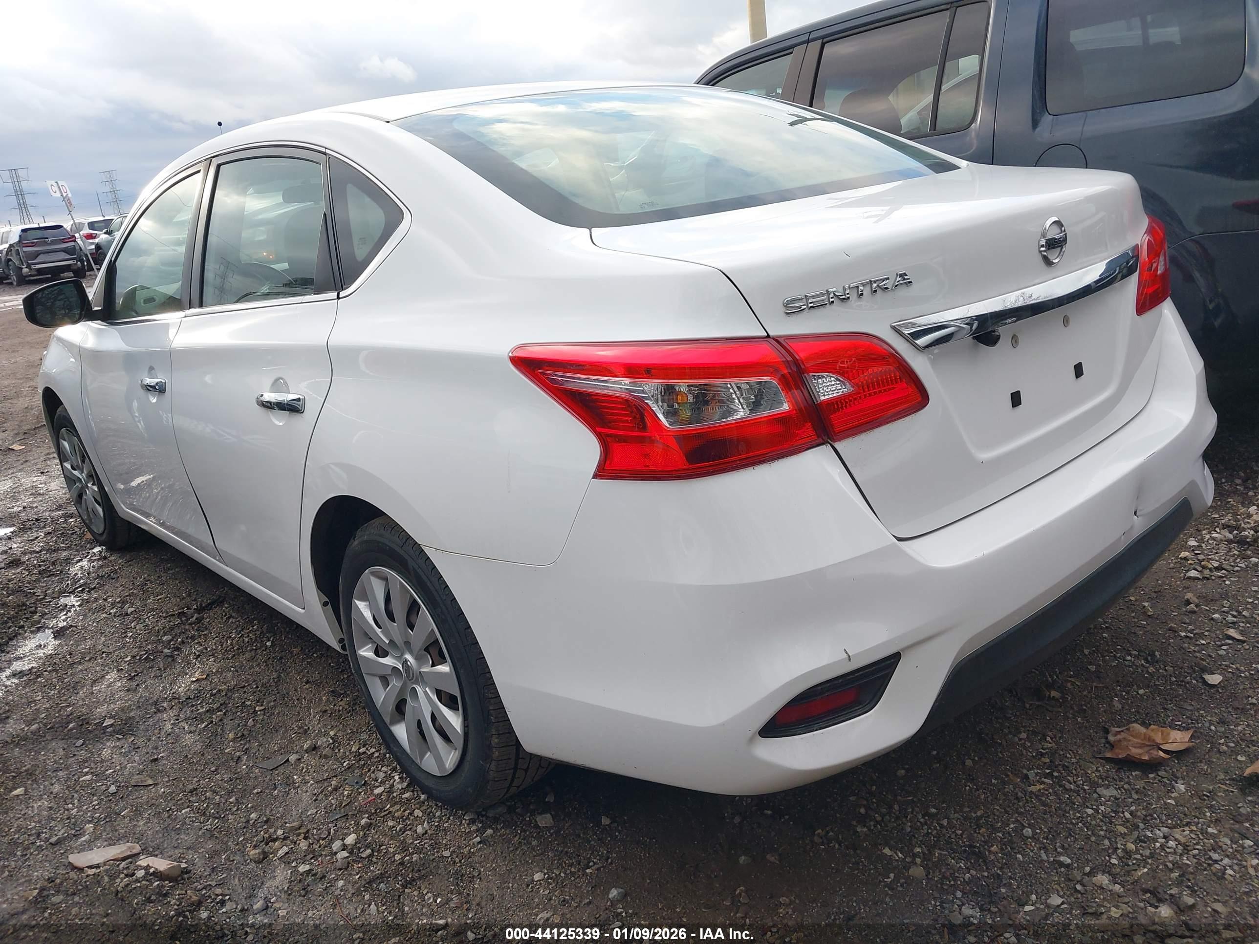 NISSAN SENTRA image 3