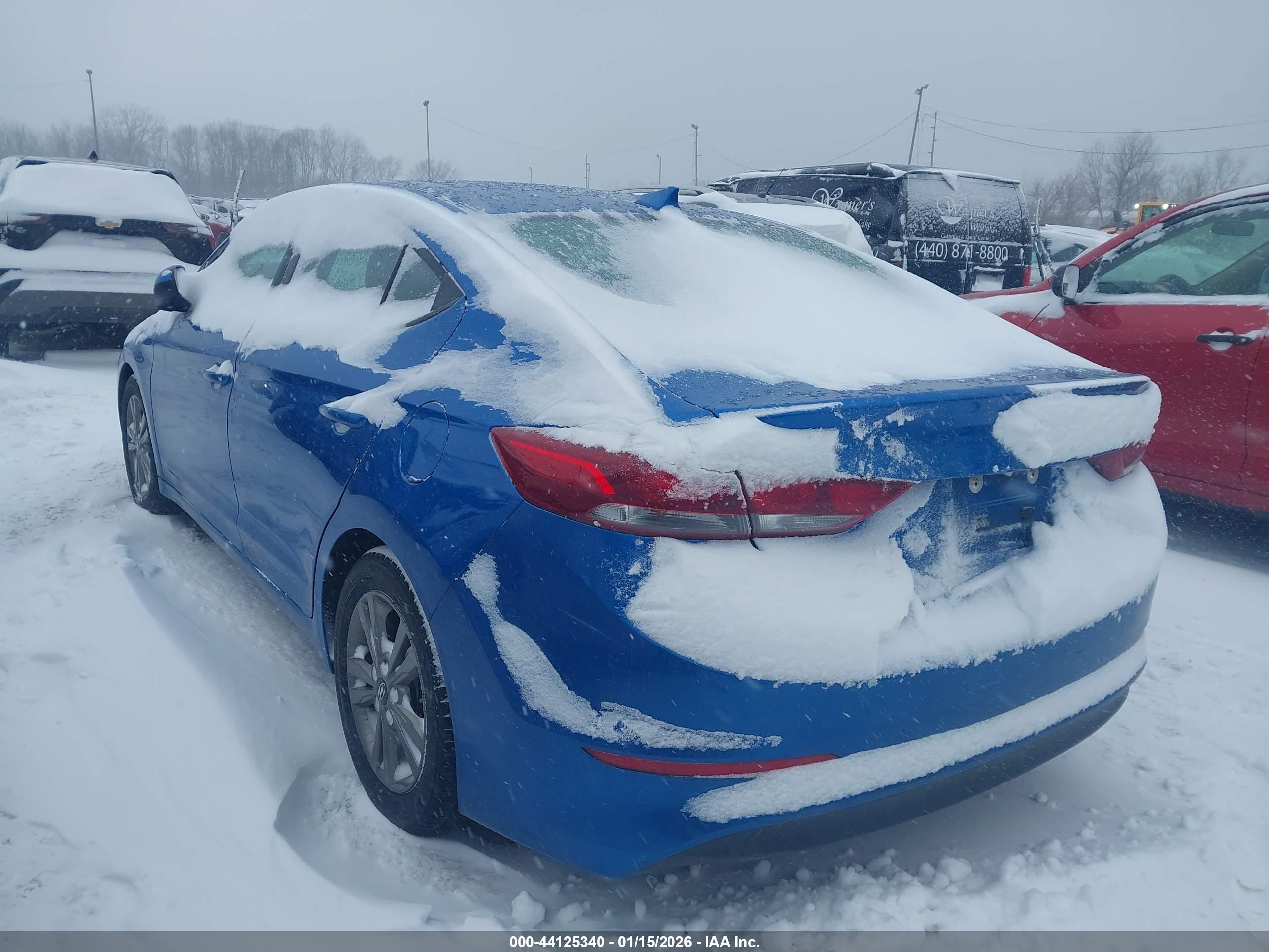 HYUNDAI ELANTRA image 3
