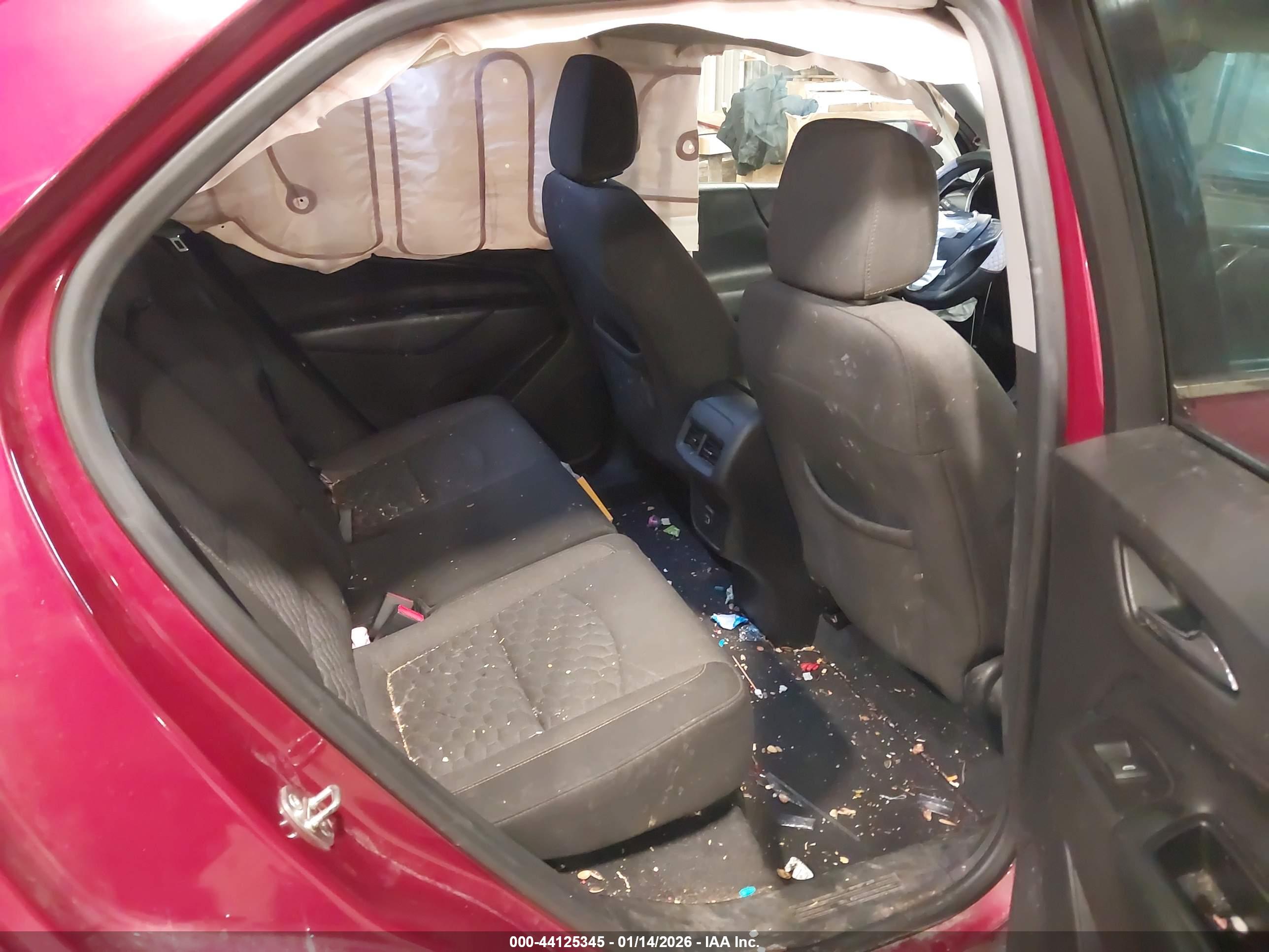CHEVROLET EQUINOX image 8