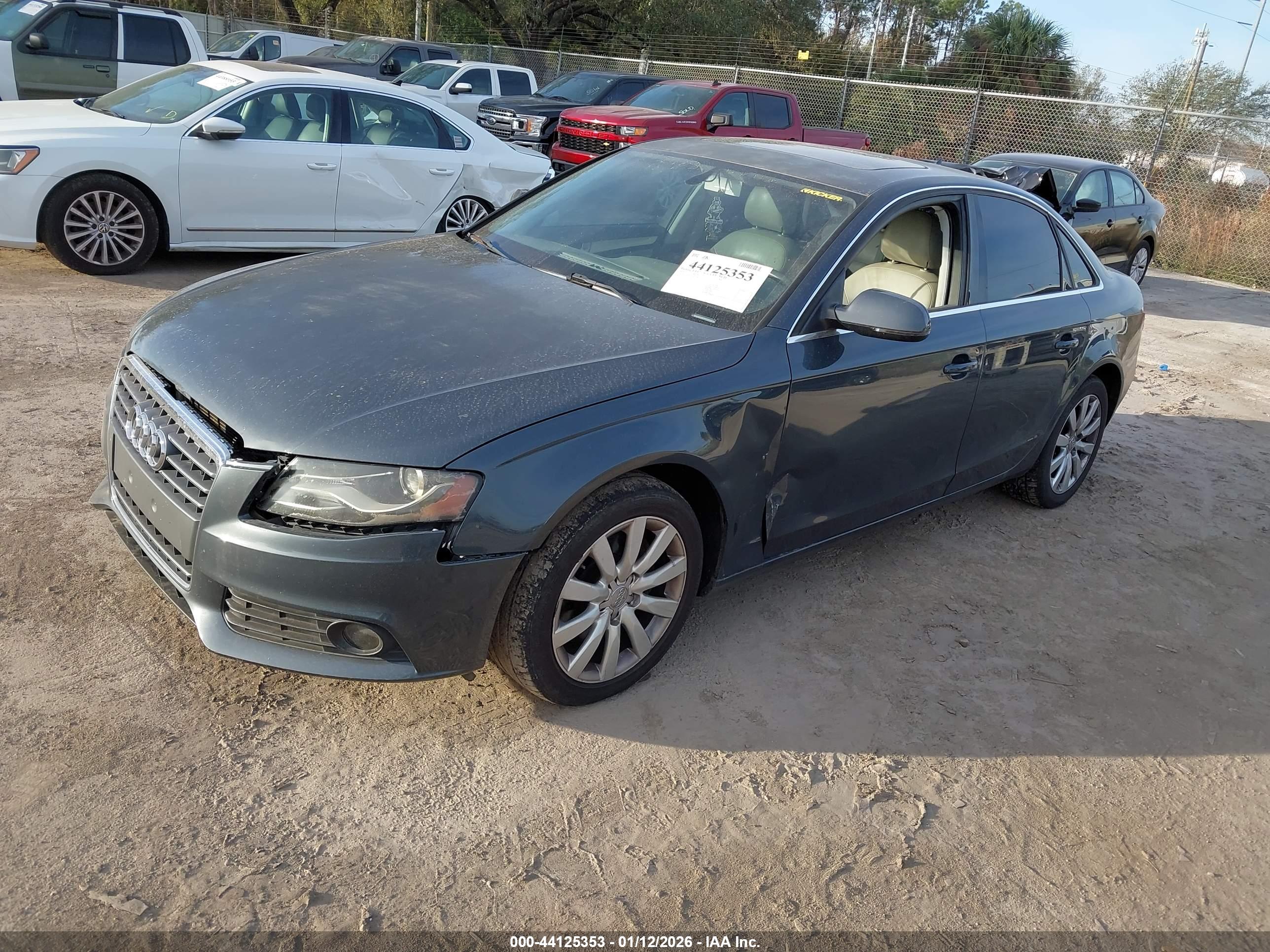 AUDI A4 image 2