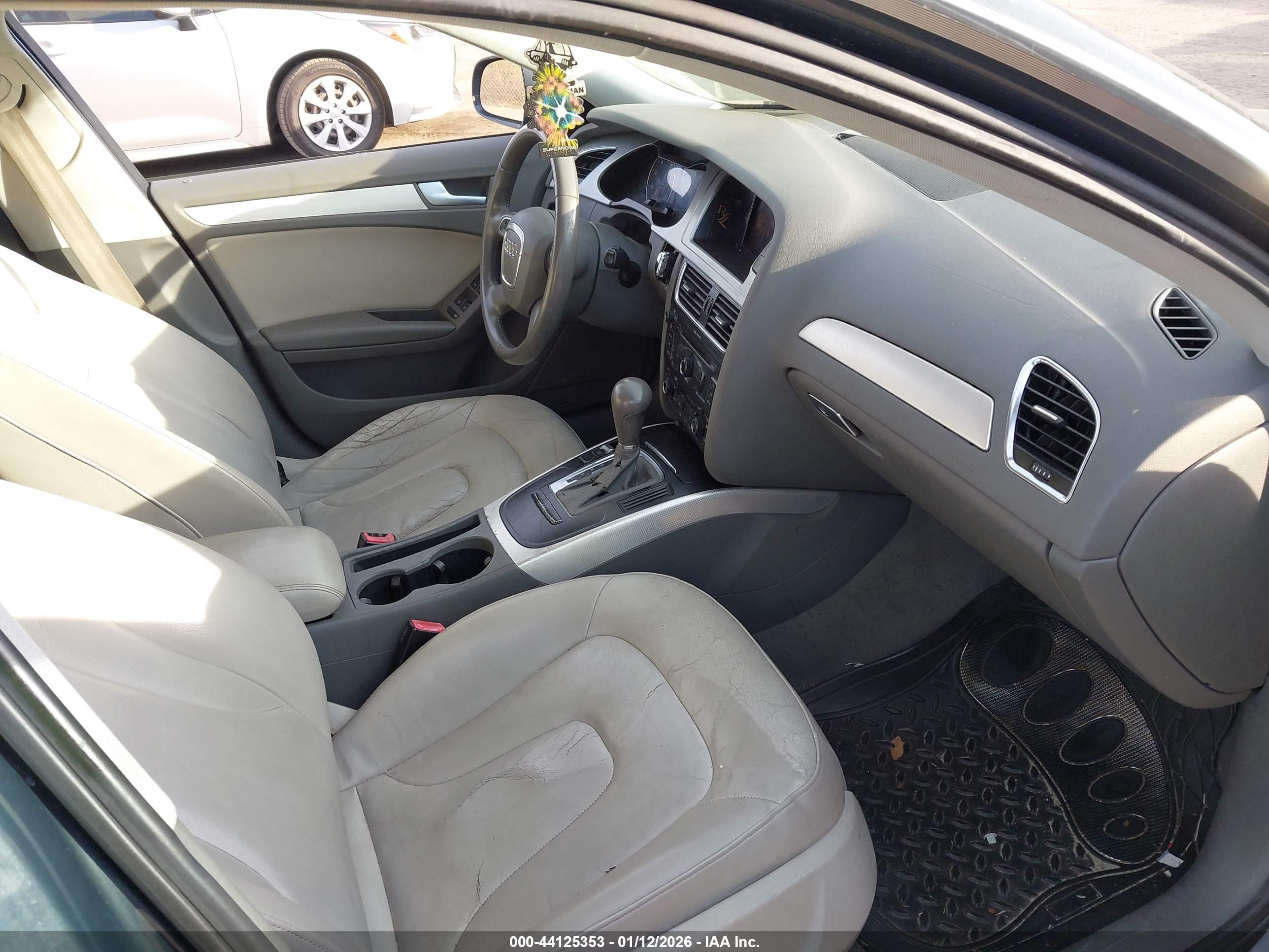 AUDI A4 image 5