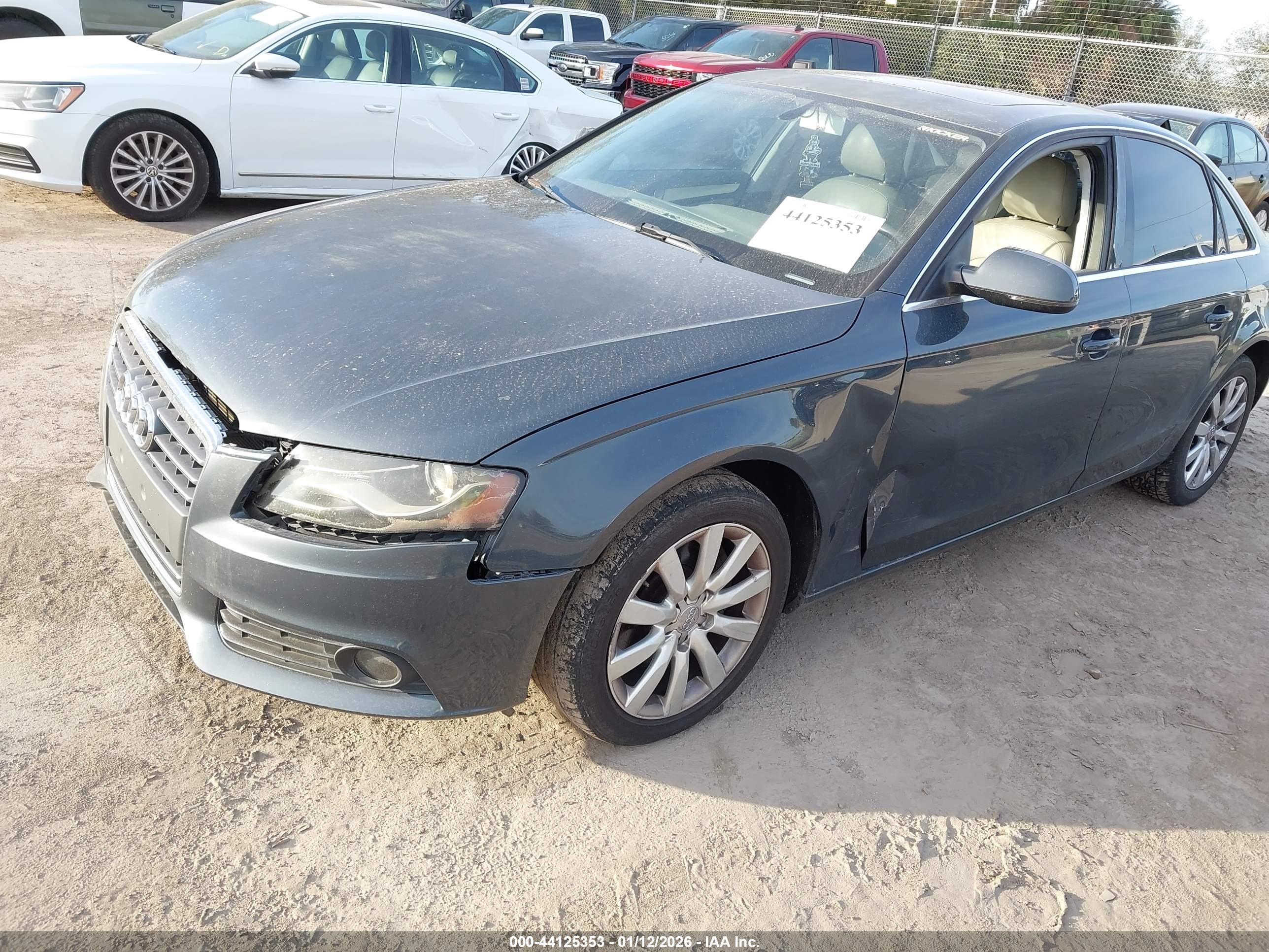 AUDI A4 image 6