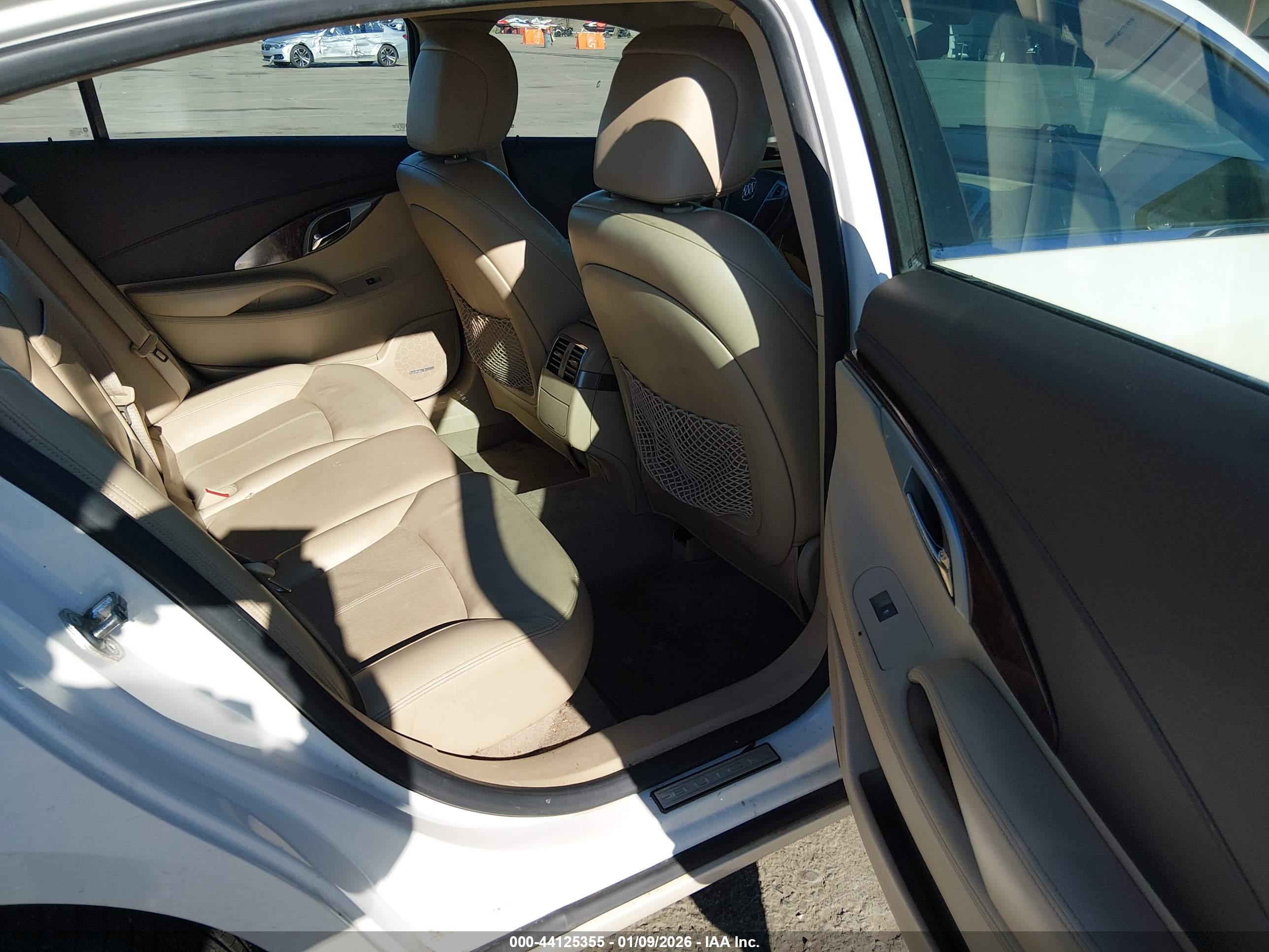 BUICK LACROSSE image 8