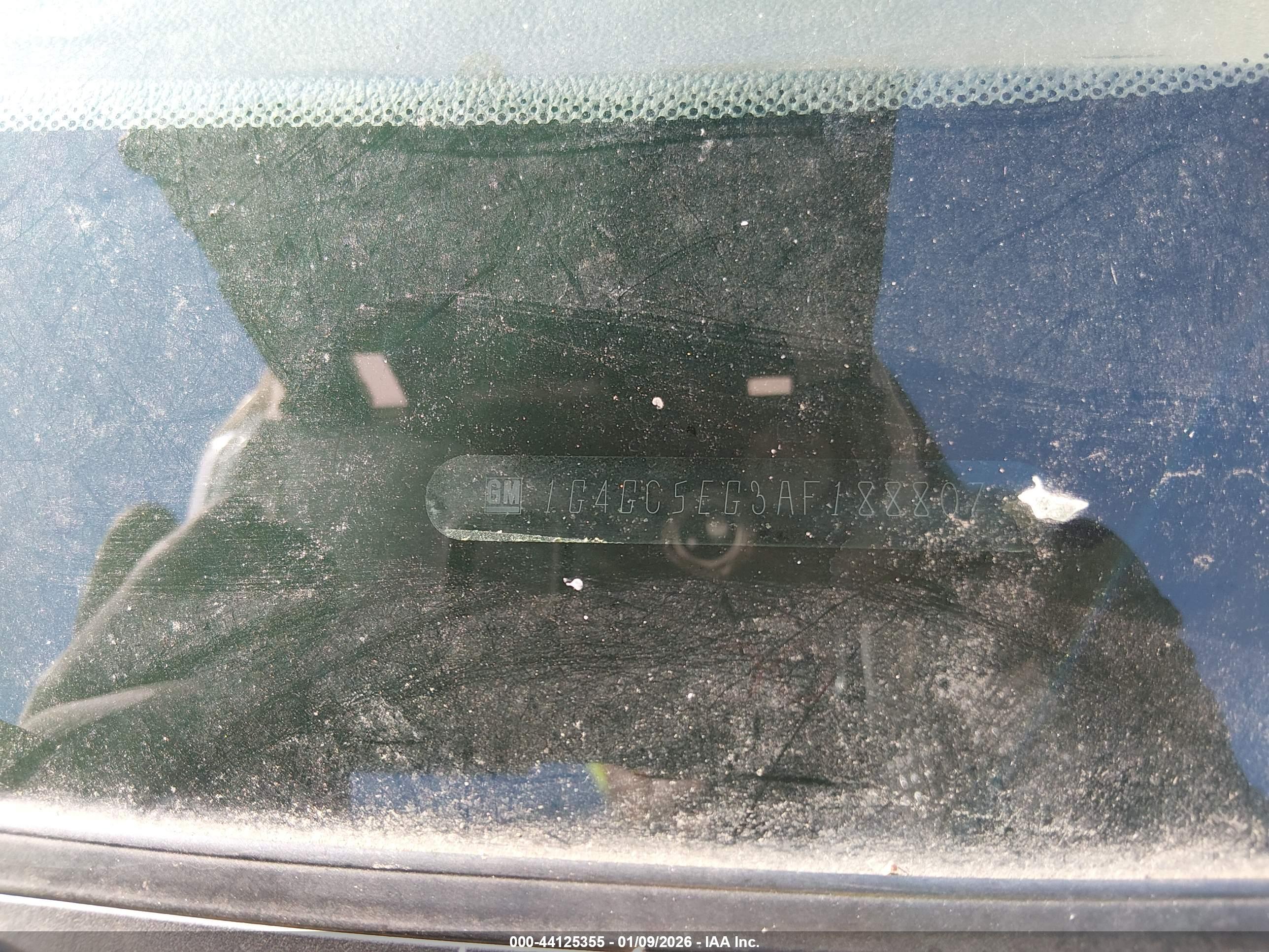 BUICK LACROSSE image 9