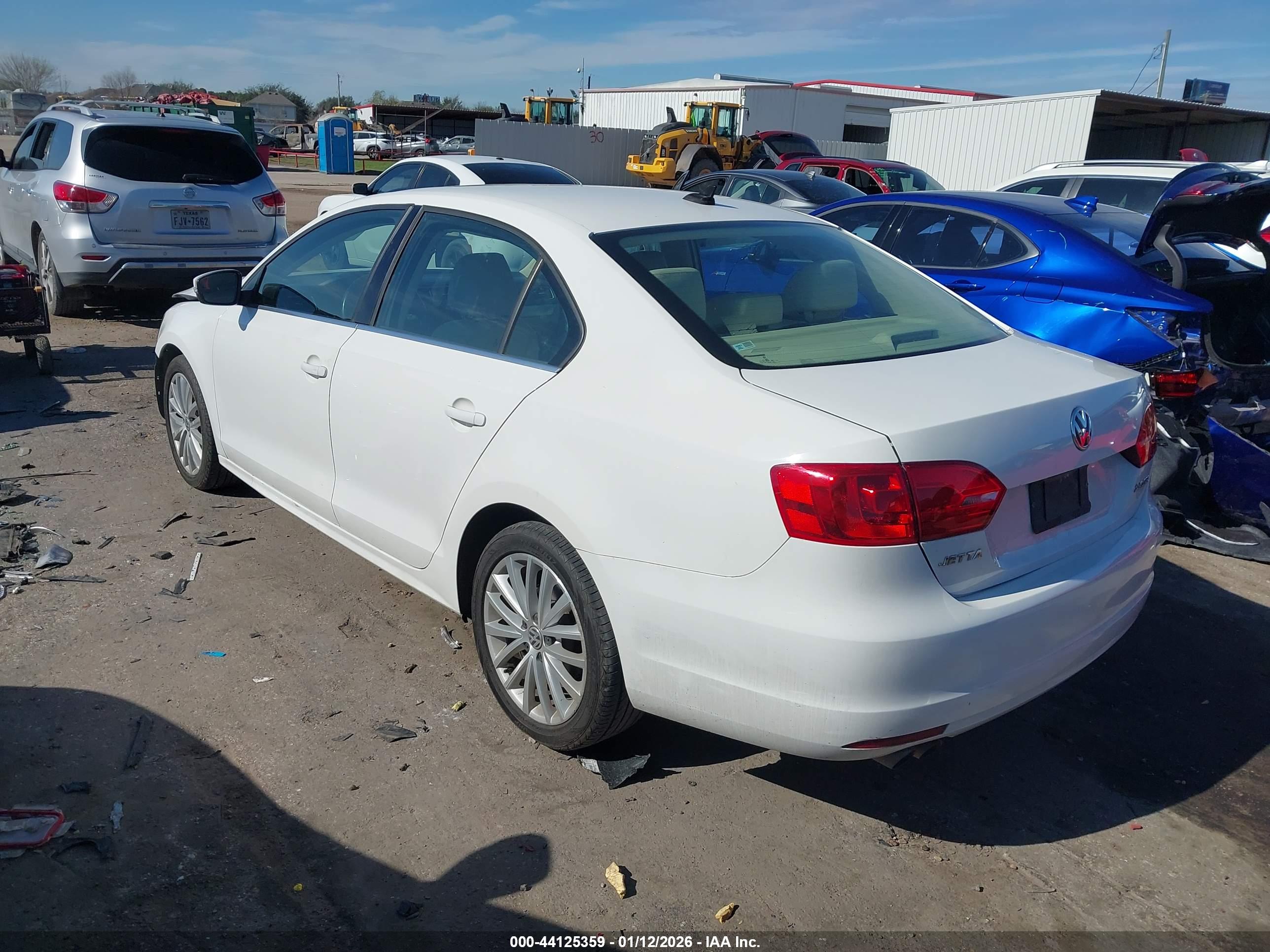 VOLKSWAGEN JETTA image 3