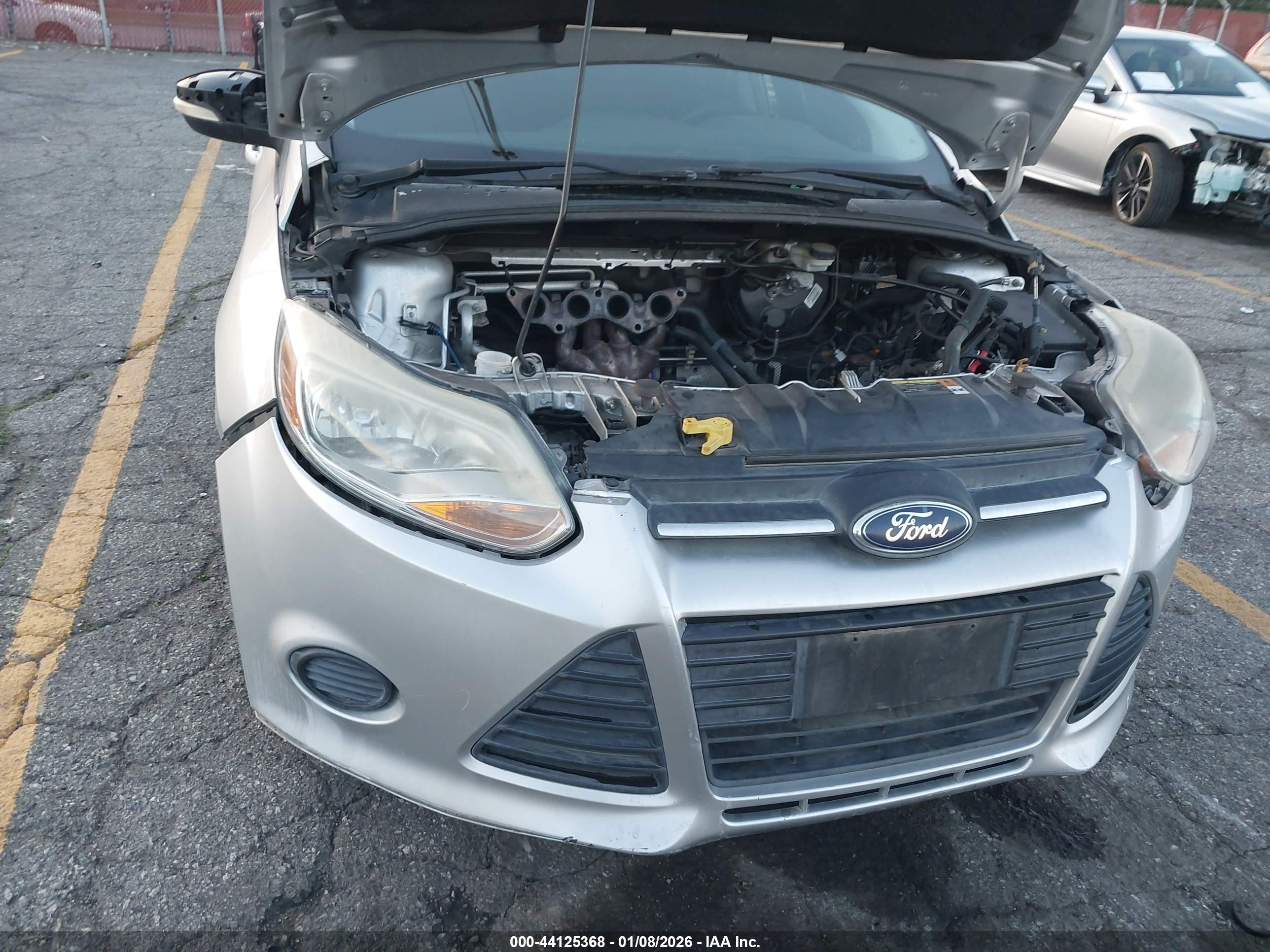 FORD FOCUS image 6