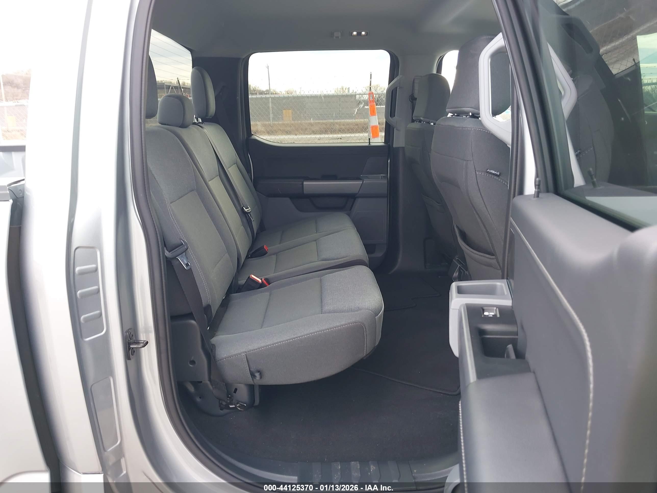 FORD F-150 image 8