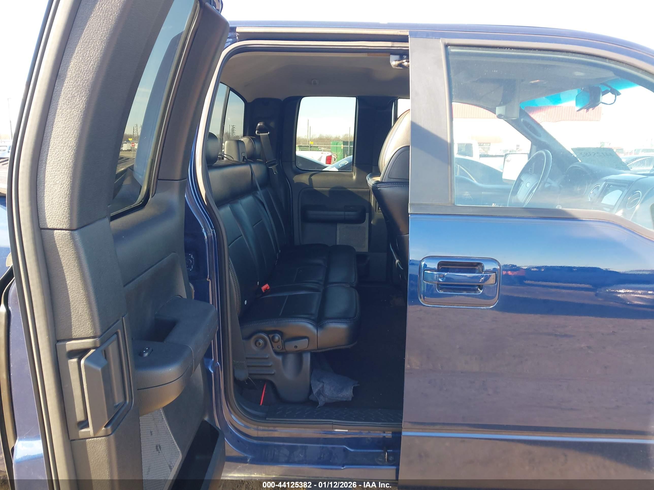 FORD F-150 image 8