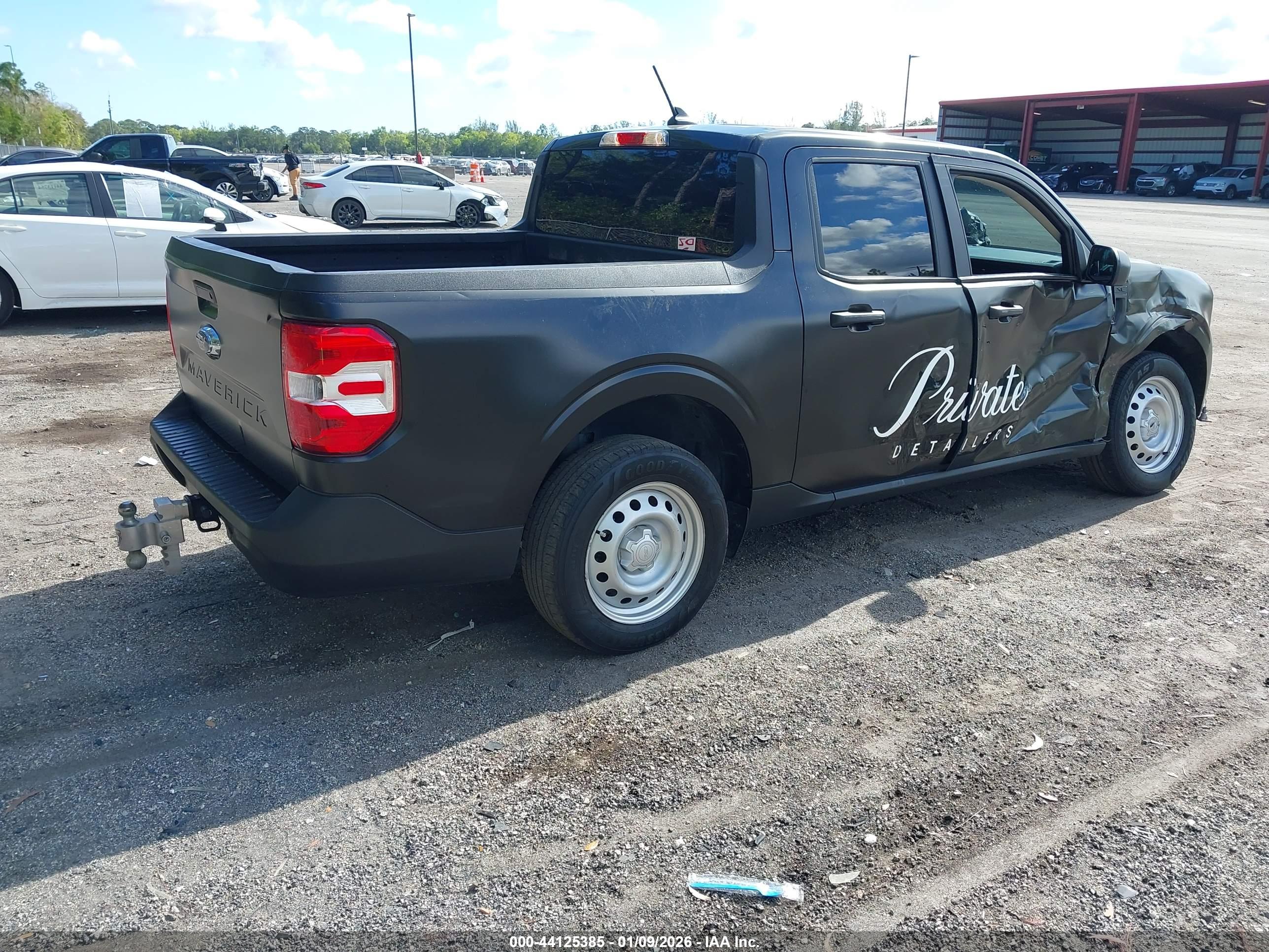 FORD MAVERICK image 4