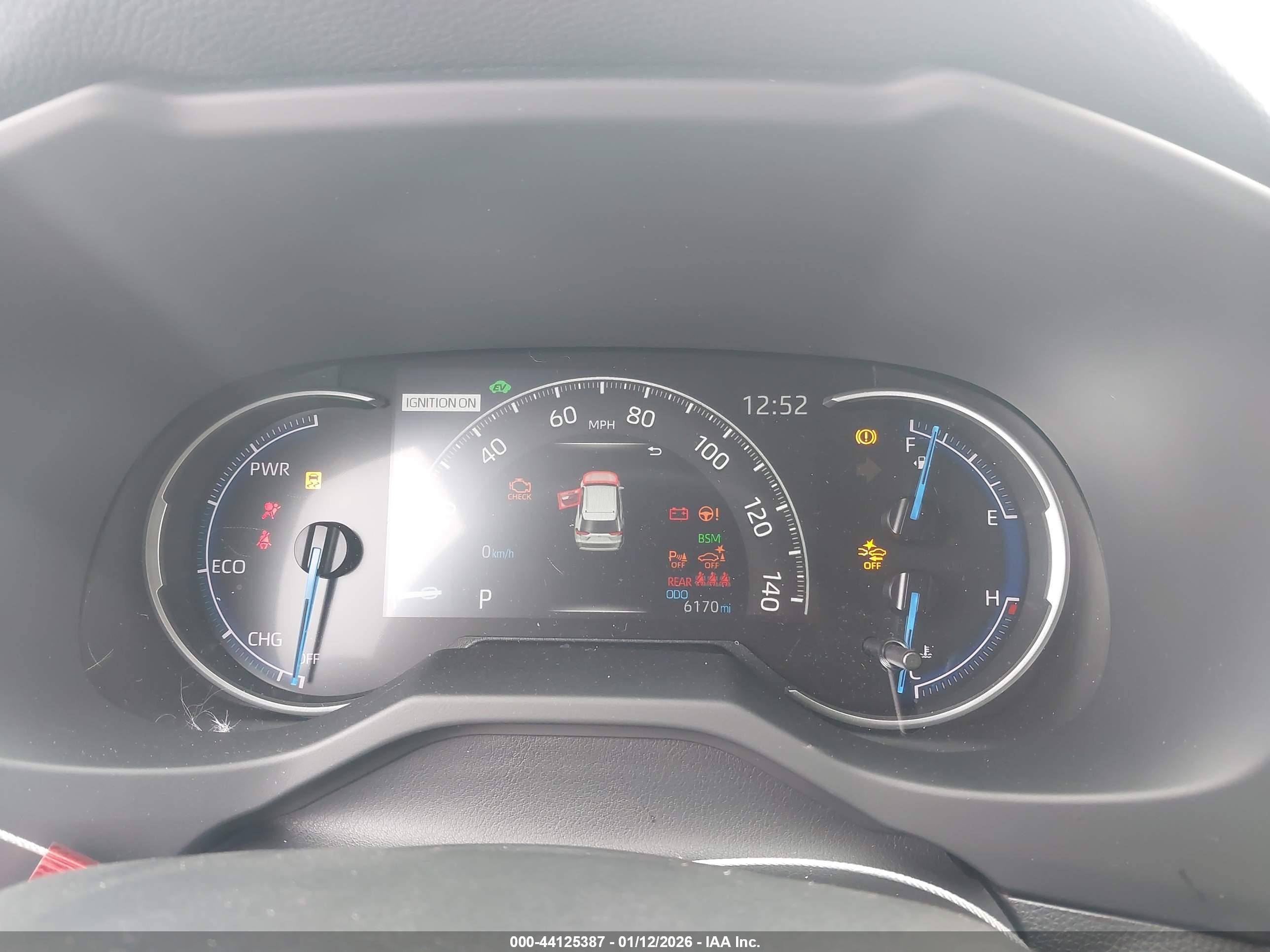 TOYOTA RAV4 image 7