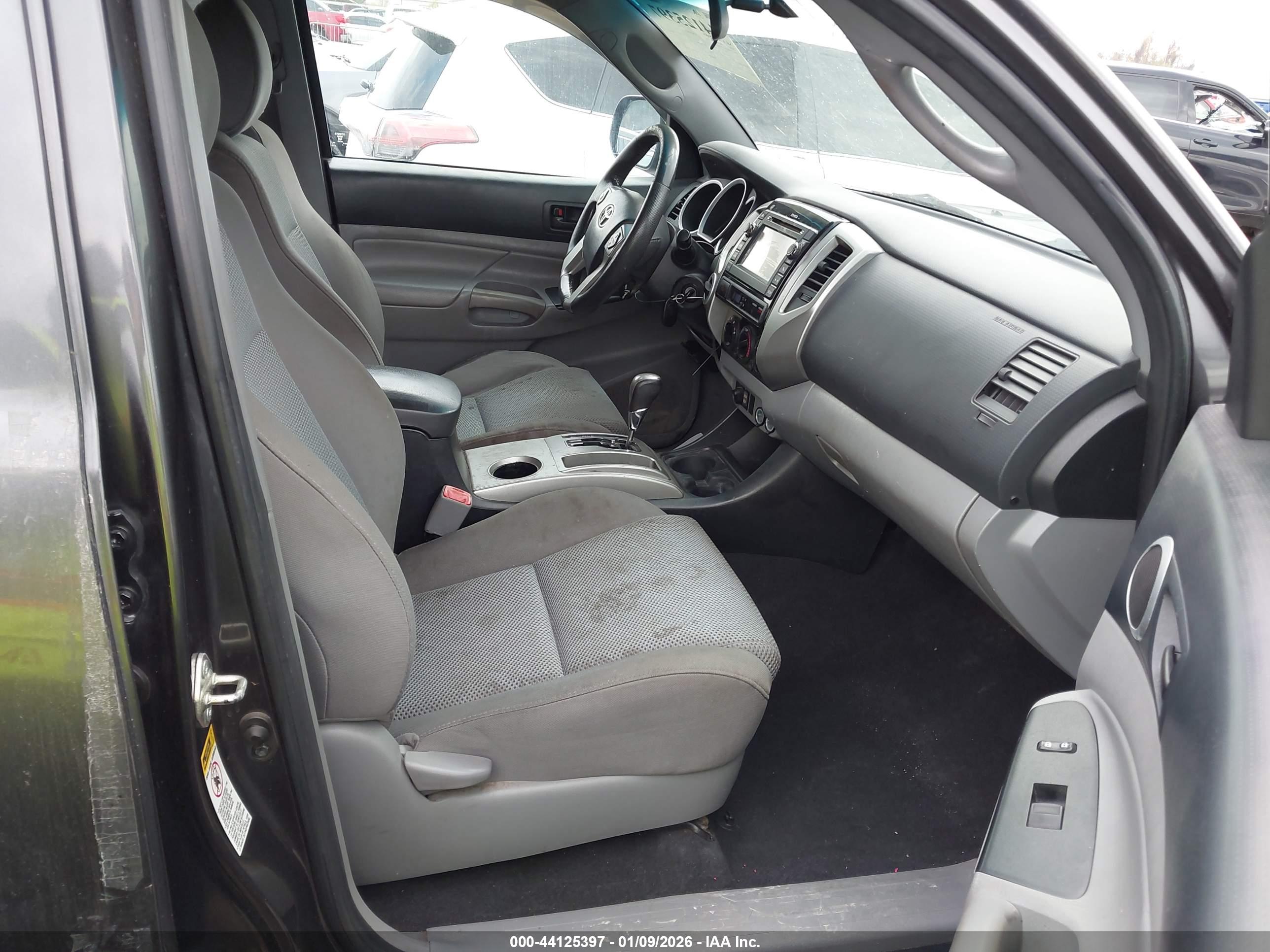 TOYOTA TACOMA image 5