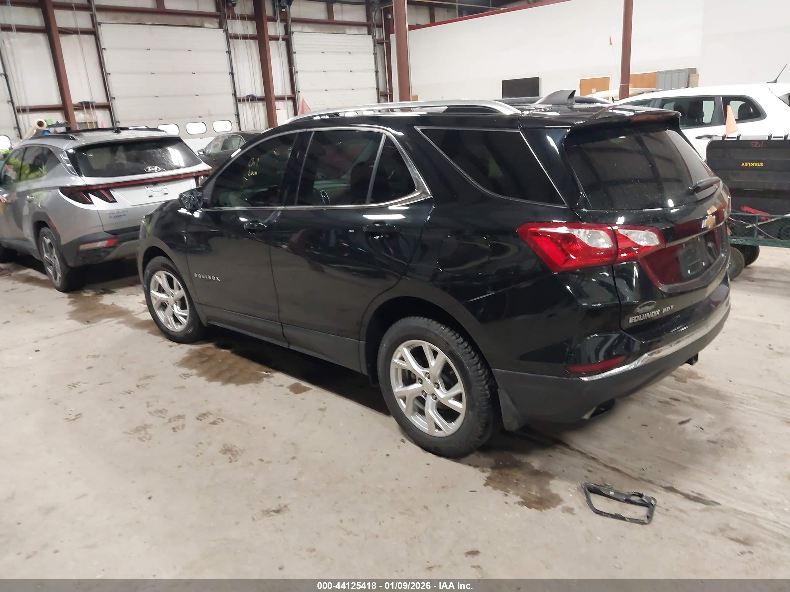 CHEVROLET EQUINOX image 3