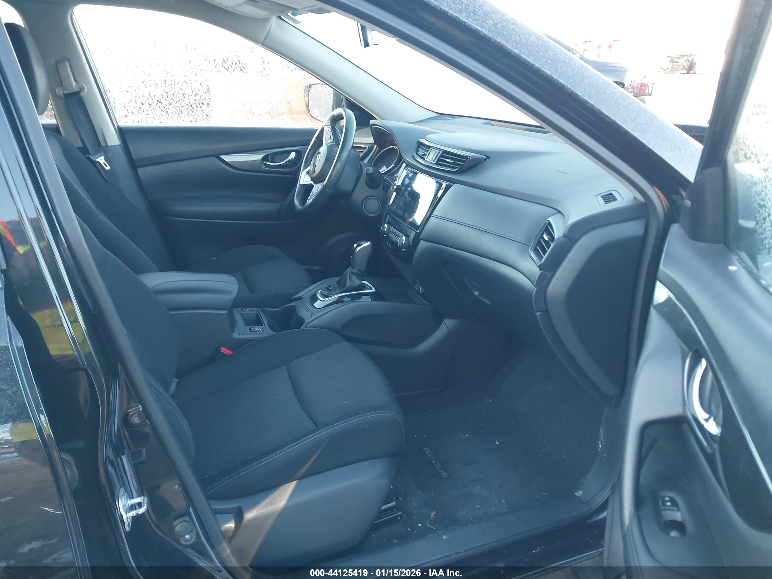 NISSAN ROGUE image 5