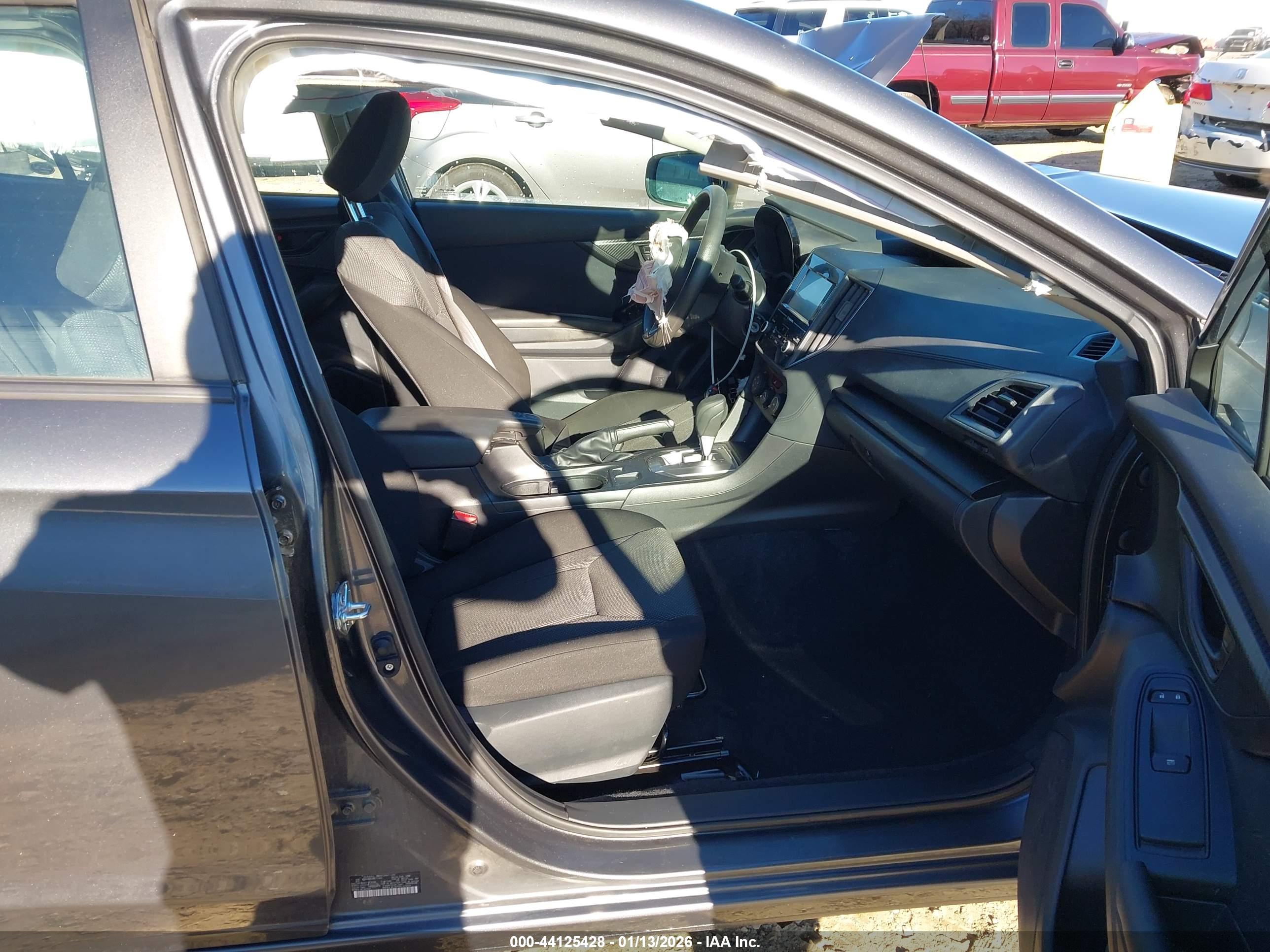 SUBARU IMPREZA image 5