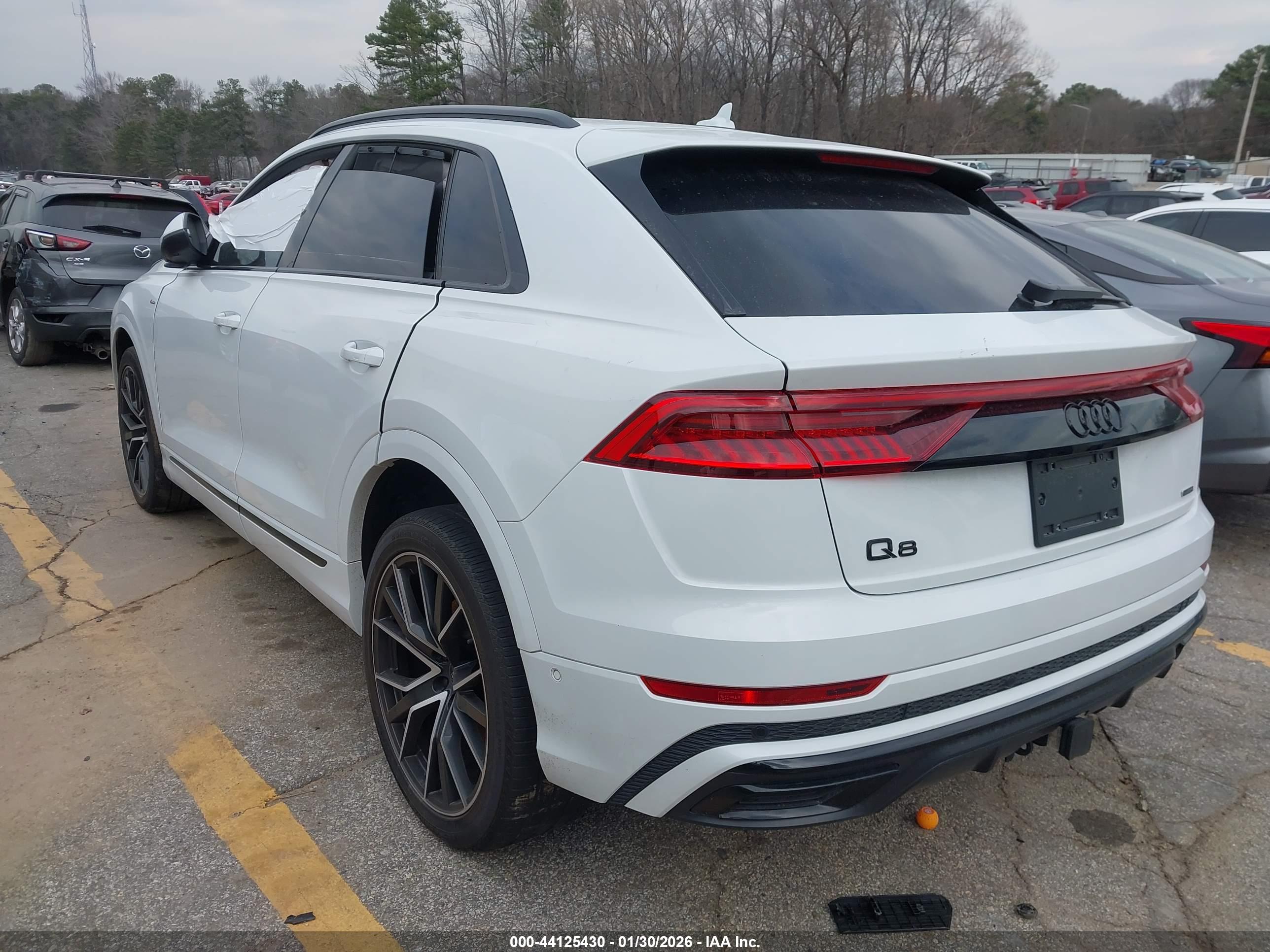 AUDI Q8 image 3